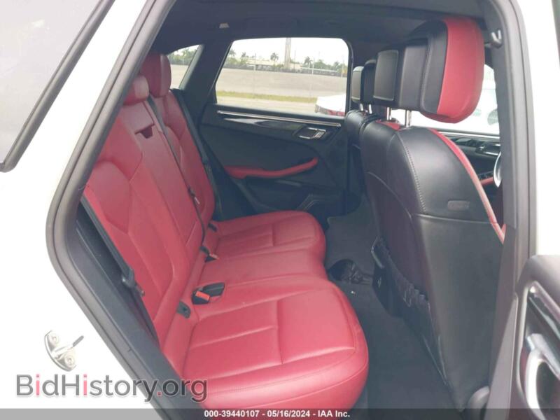 2017 Porsche MACAN (VIN WP1AA2A56HLB82545) — photo 8 of 17