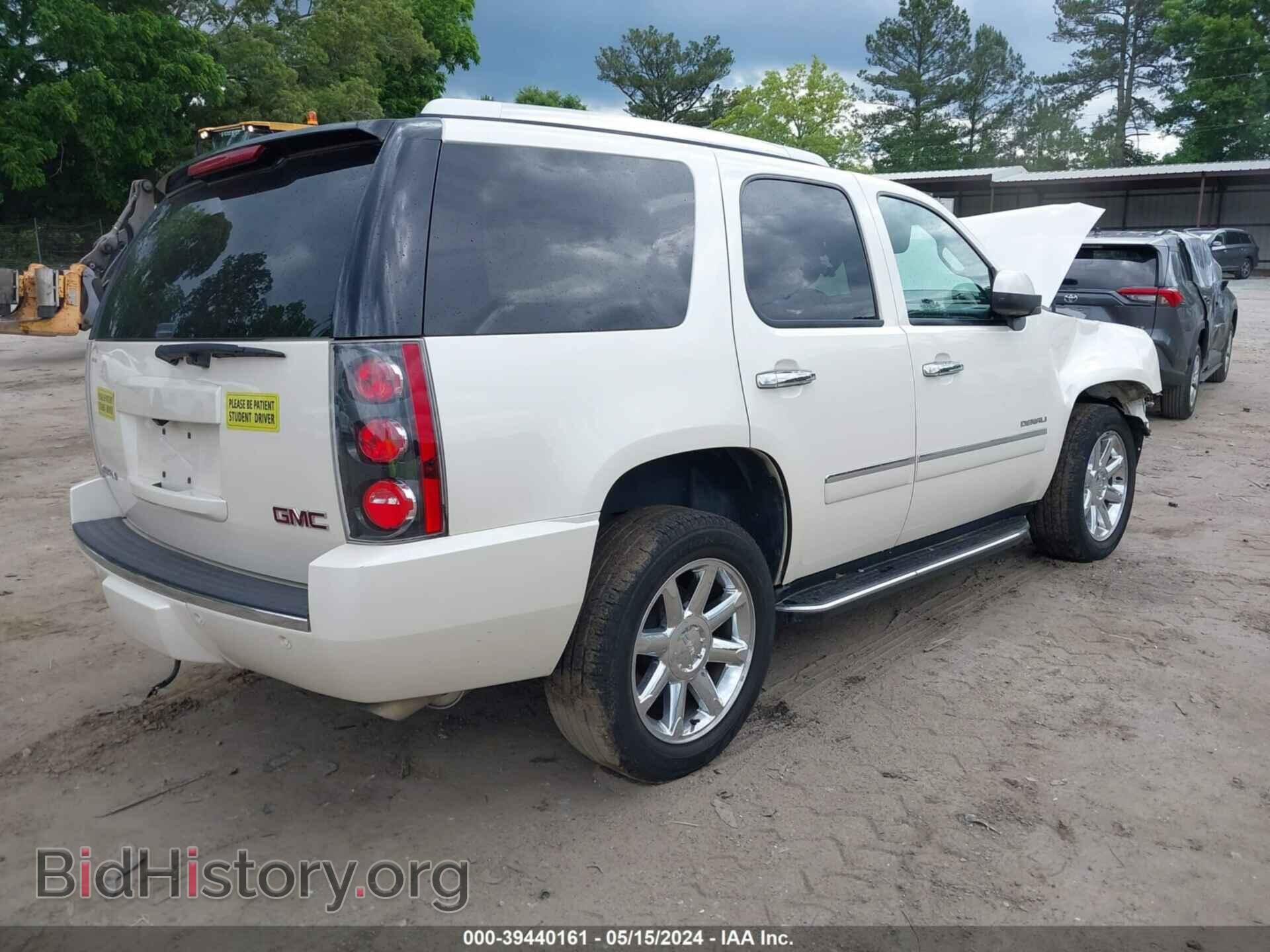 2014 GMC YUKON - VIN: 1GKS1EEF1ER114404 - Фото 4