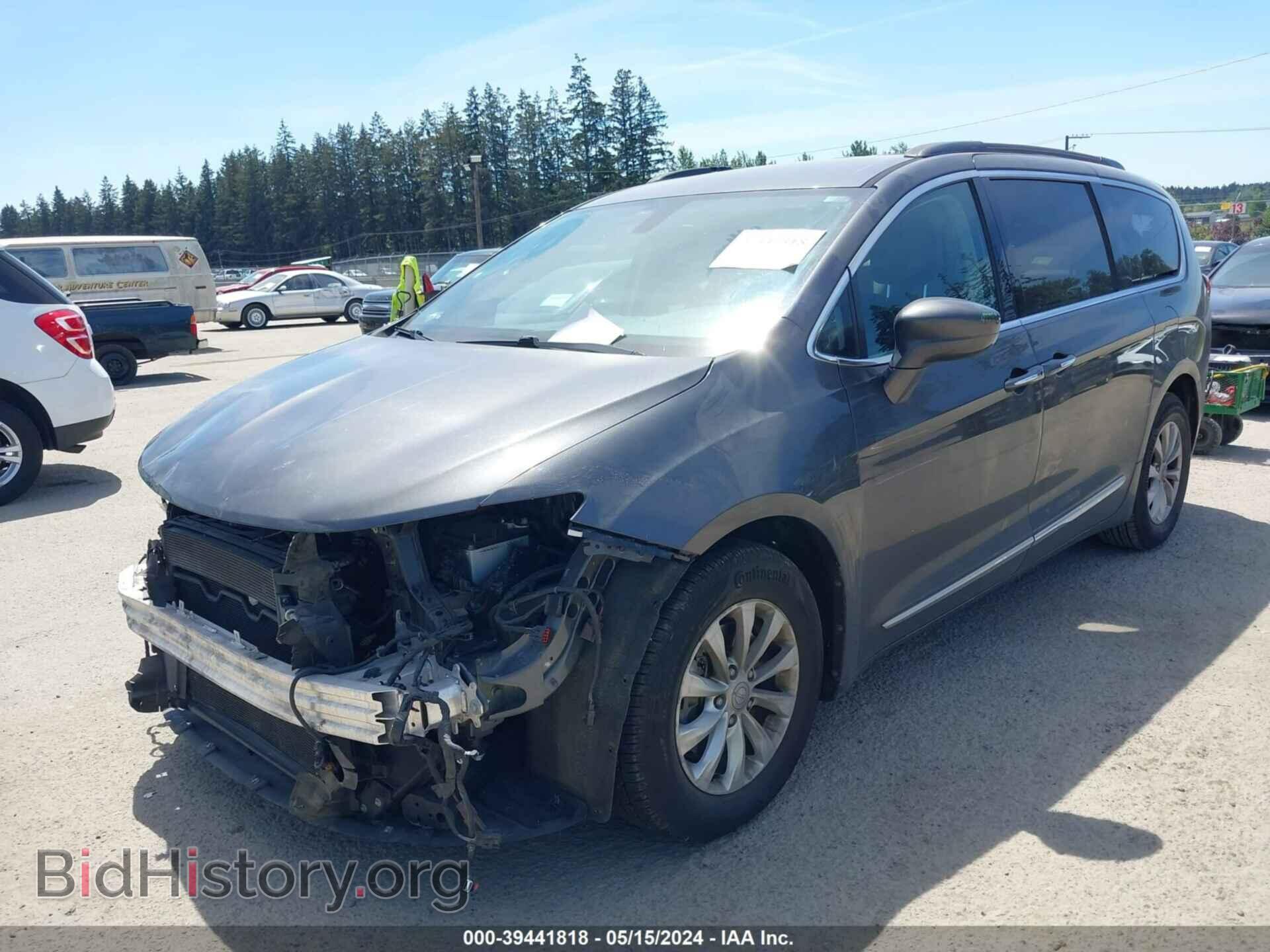 2017 CHRYSLER PACIFICA - VIN: 2C4RC1BG0HR526547 - Фото 2