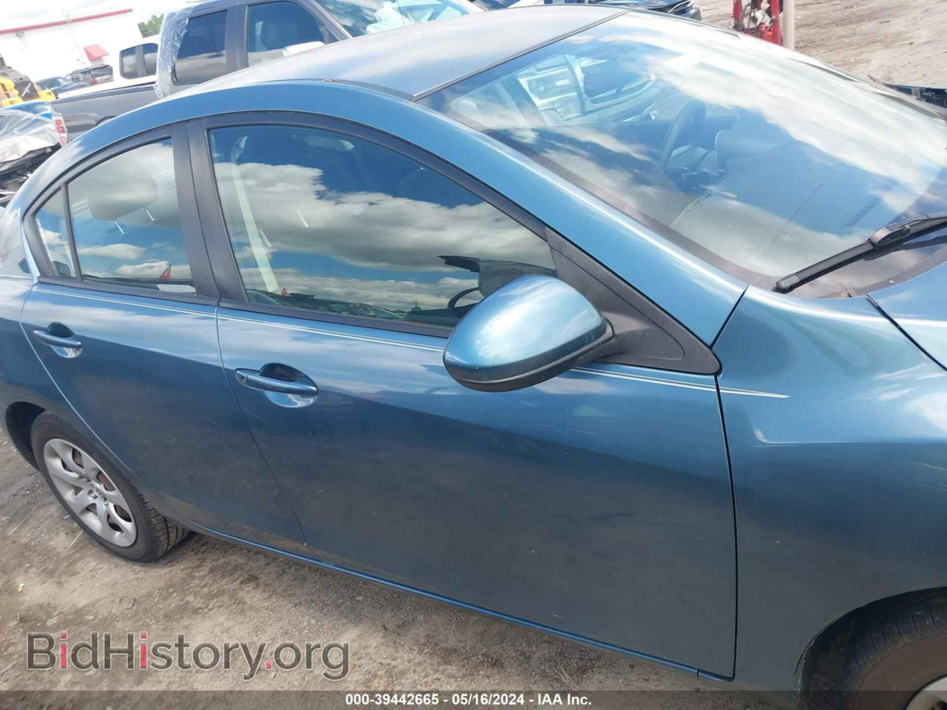 2011 MAZDA MAZDA3 - VIN: JM1BL1UF7B1406780 - Фото 13