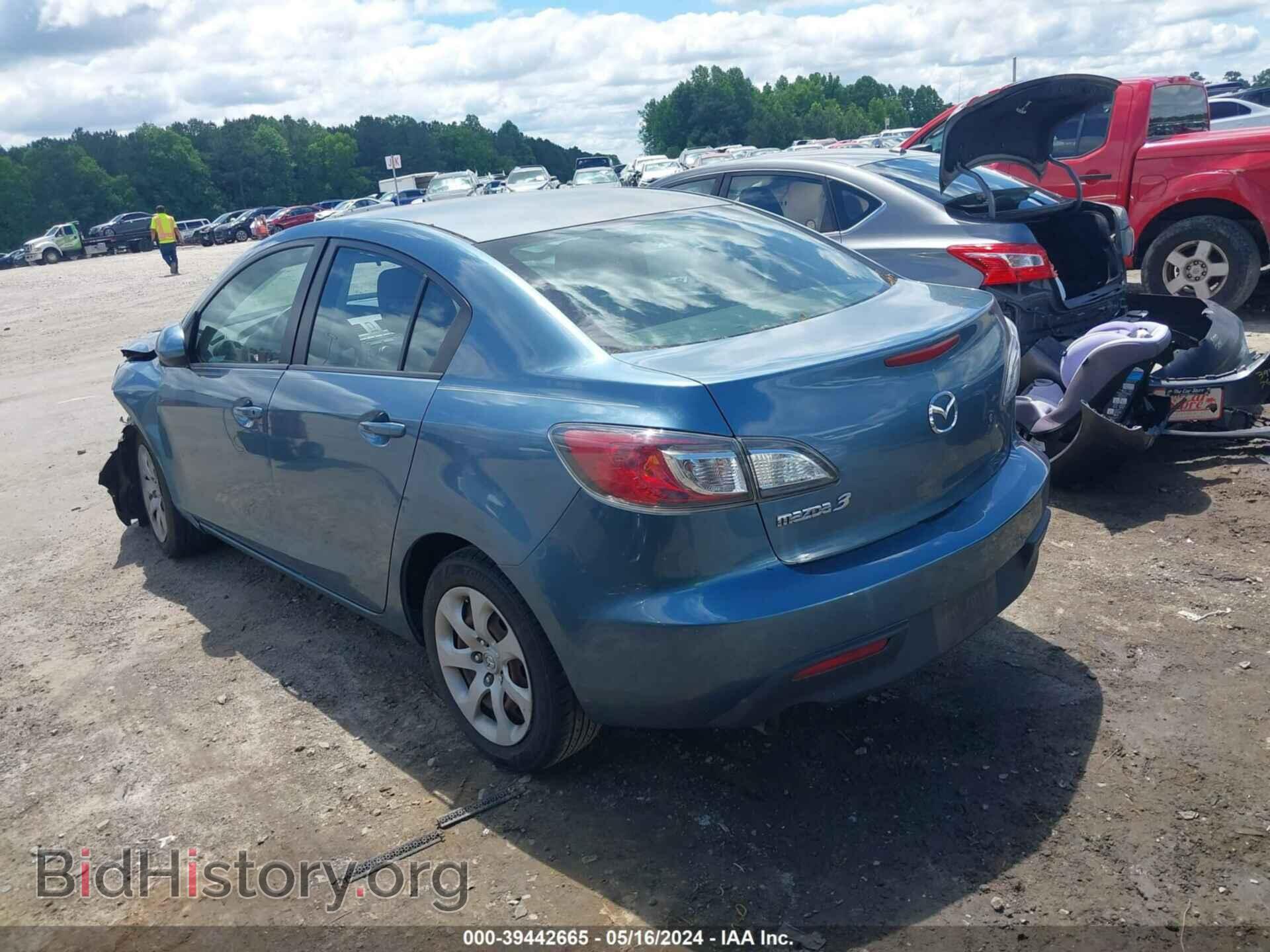 2011 MAZDA MAZDA3 - VIN: JM1BL1UF7B1406780 - Фото 3