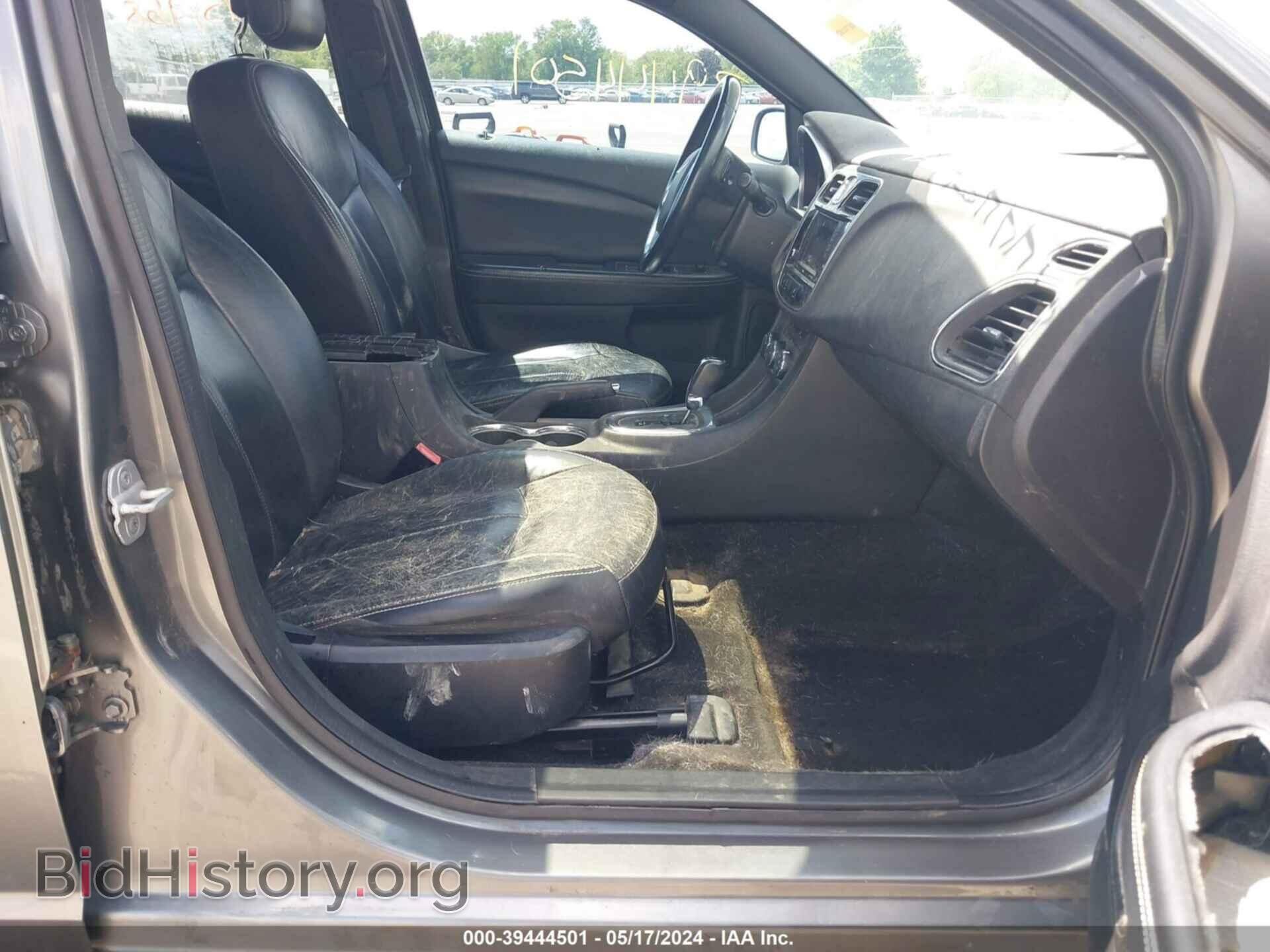 2012 CHRYSLER 200 - VIN: 1C3CCBCB1CN268080 - Photo 5