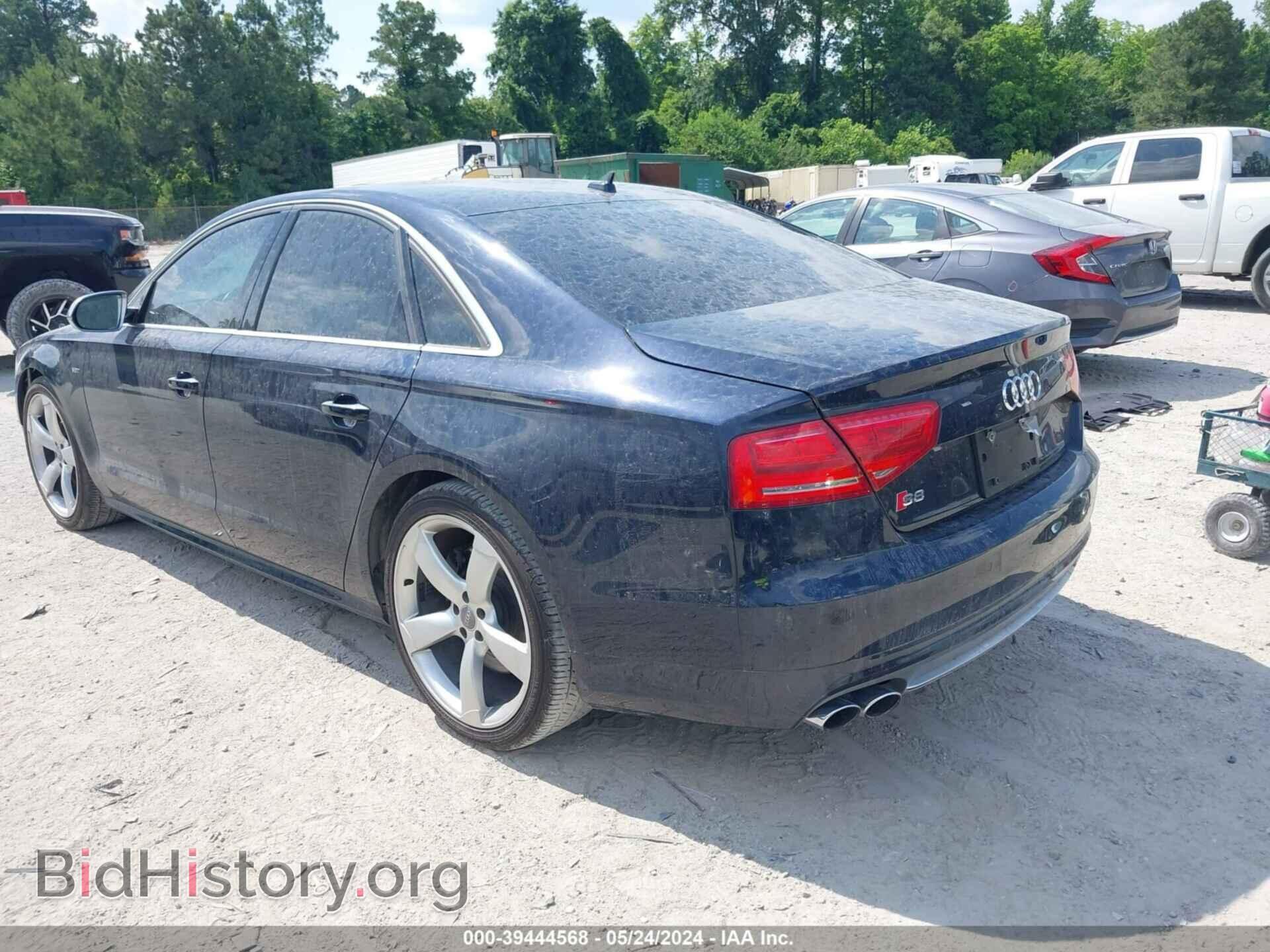 2014 AUDI S8 - VIN: WAUD2AFD7EN004128 - Фото 3