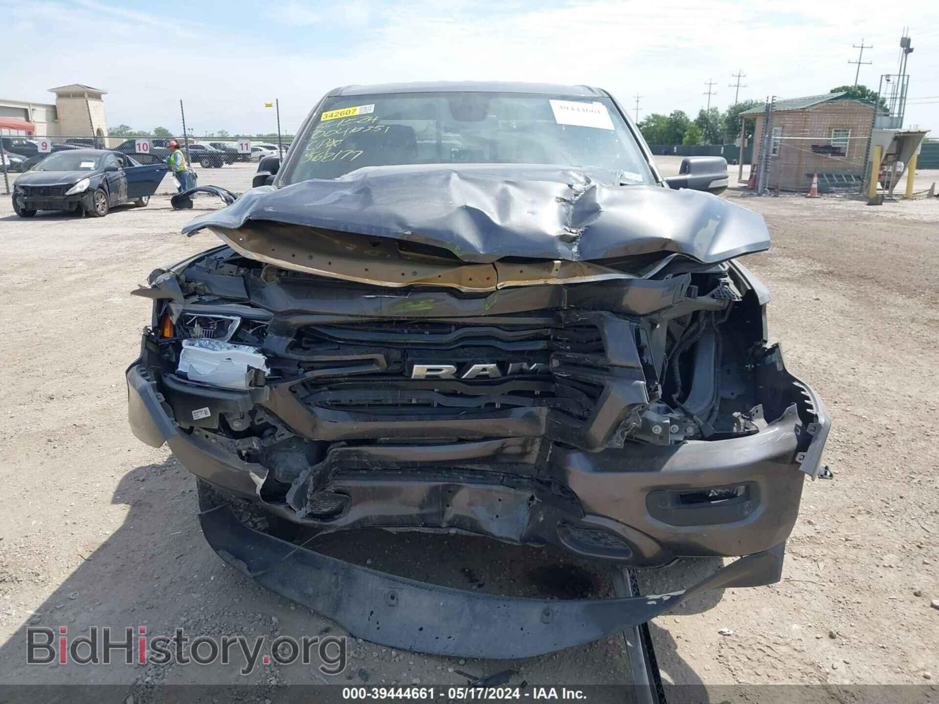 2019 RAM 1500 - VIN: 1C6SRFJT9KN562177 - Фото 12