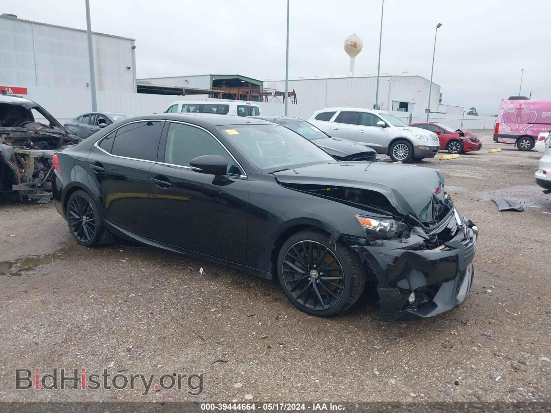 Фотография JTHBA1D29G5005300 - LEXUS IS 200T 2016