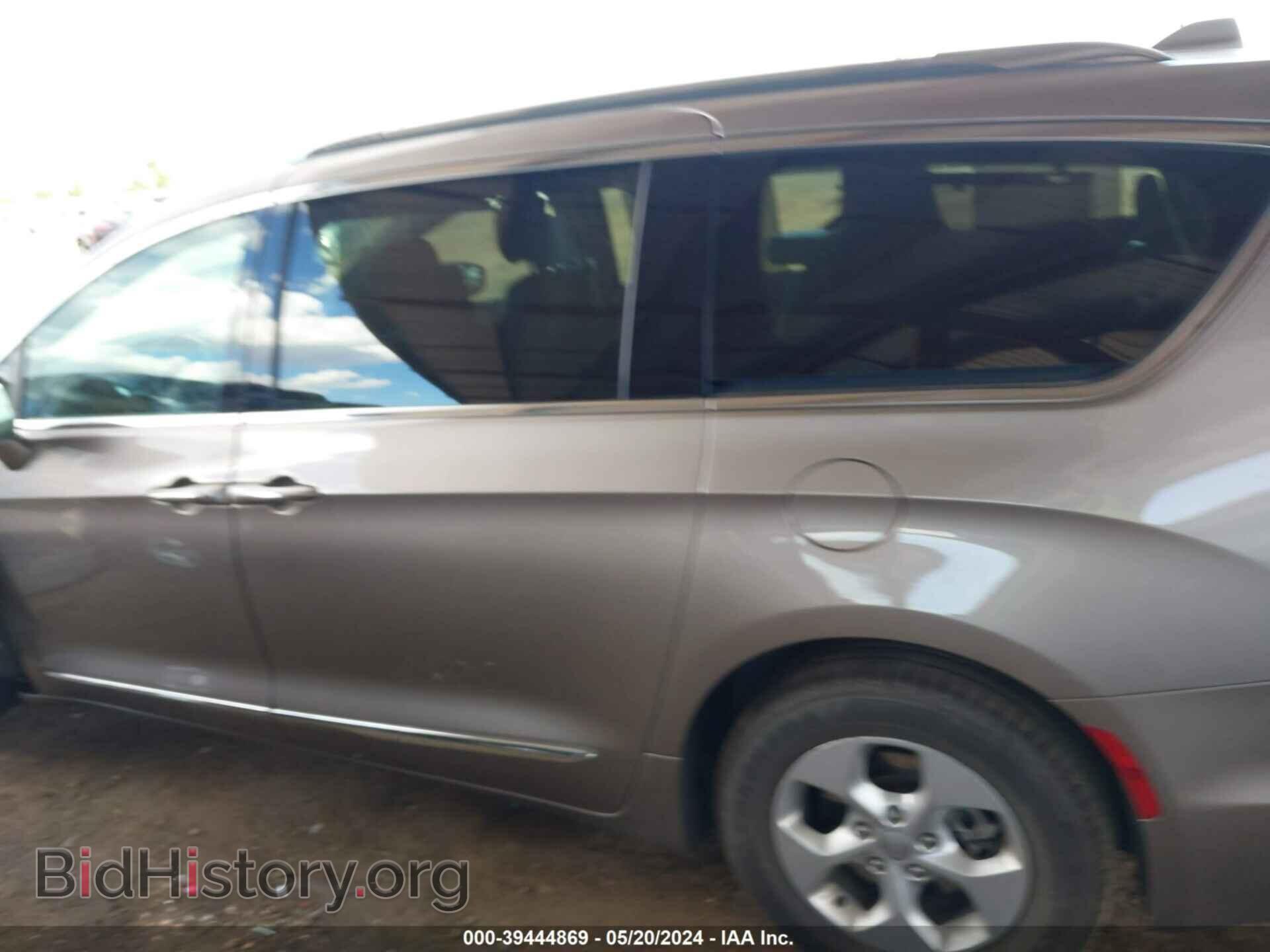 2017 CHRYSLER PACIFICA - VIN: 2C4RC1EG4HR643785 - Photo 14