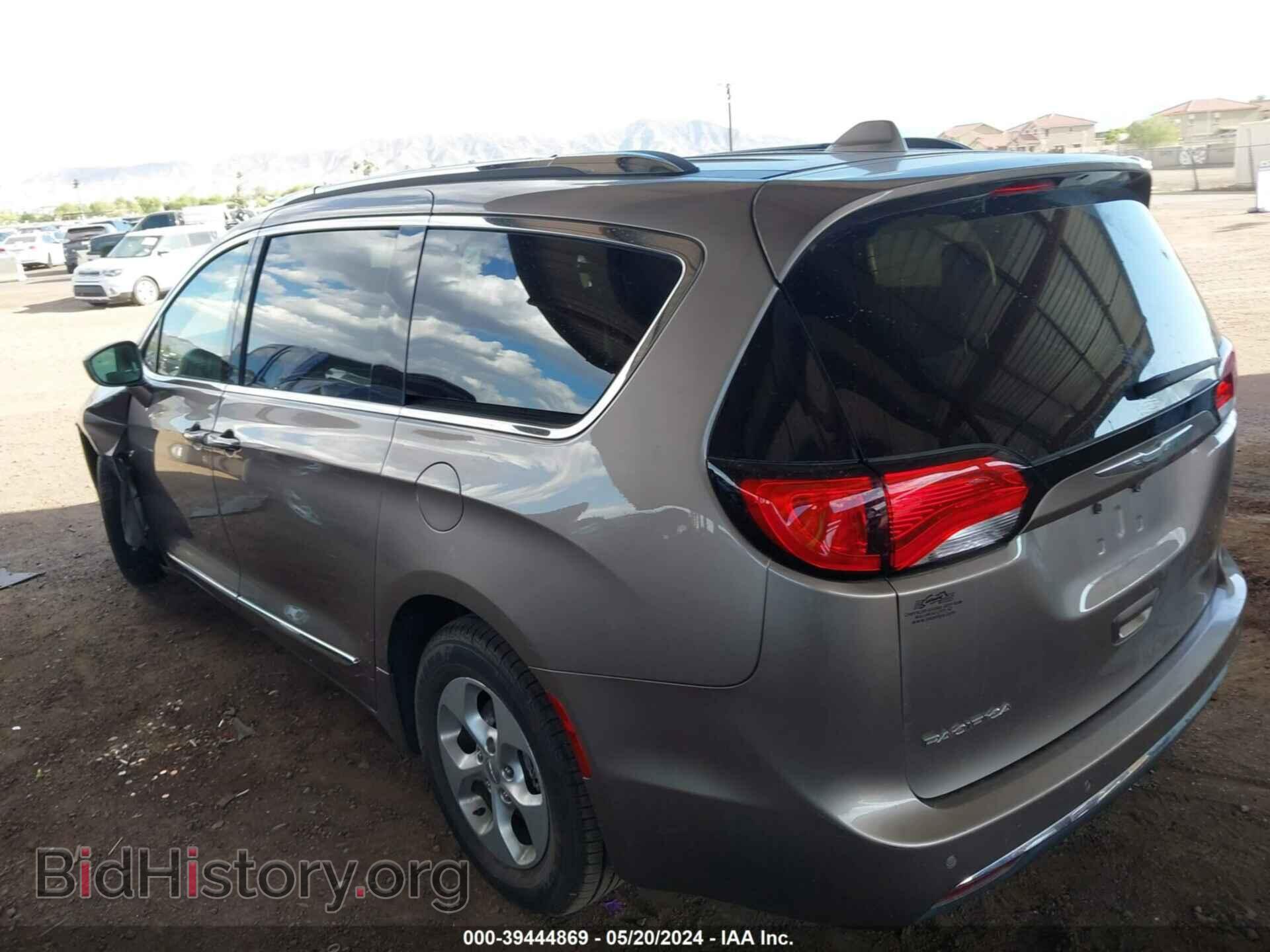 2017 CHRYSLER PACIFICA - VIN: 2C4RC1EG4HR643785 - Photo 3
