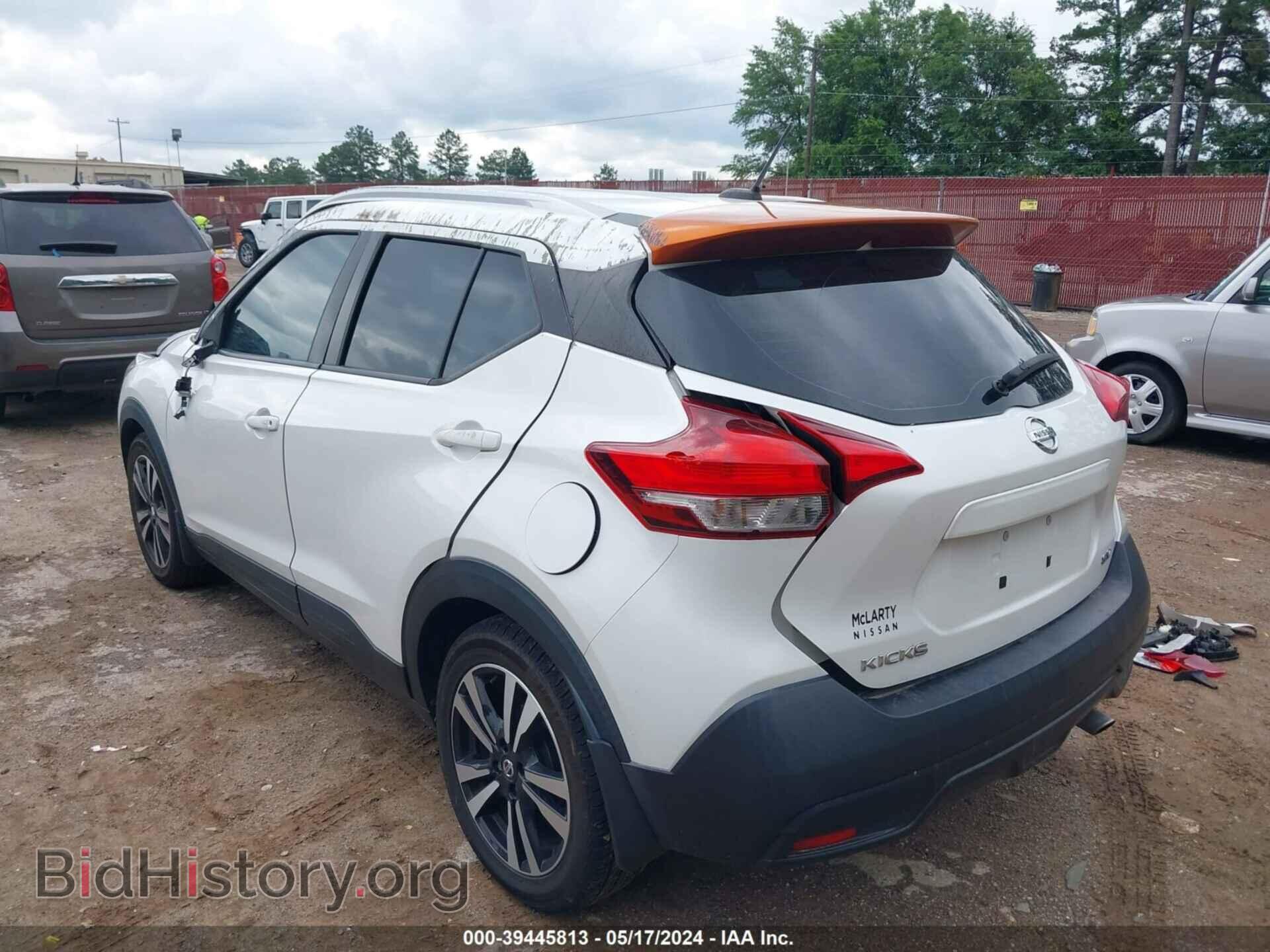 2019 NISSAN KICKS - VIN: 3N1CP5CU3KL478958 - Фото 3