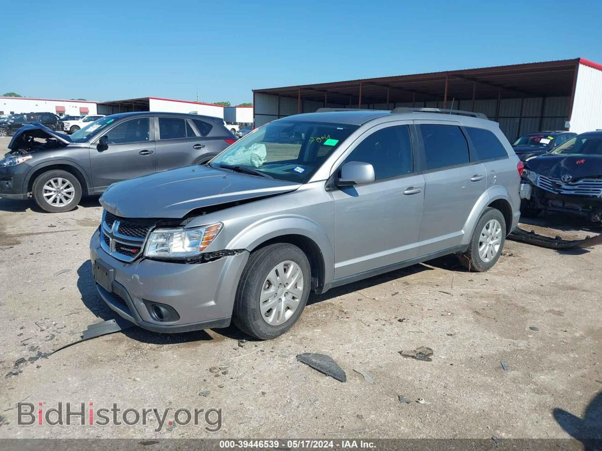 2019 DODGE JOURNEY - VIN: 3C4PDCBB2KT804020 - Фото 2