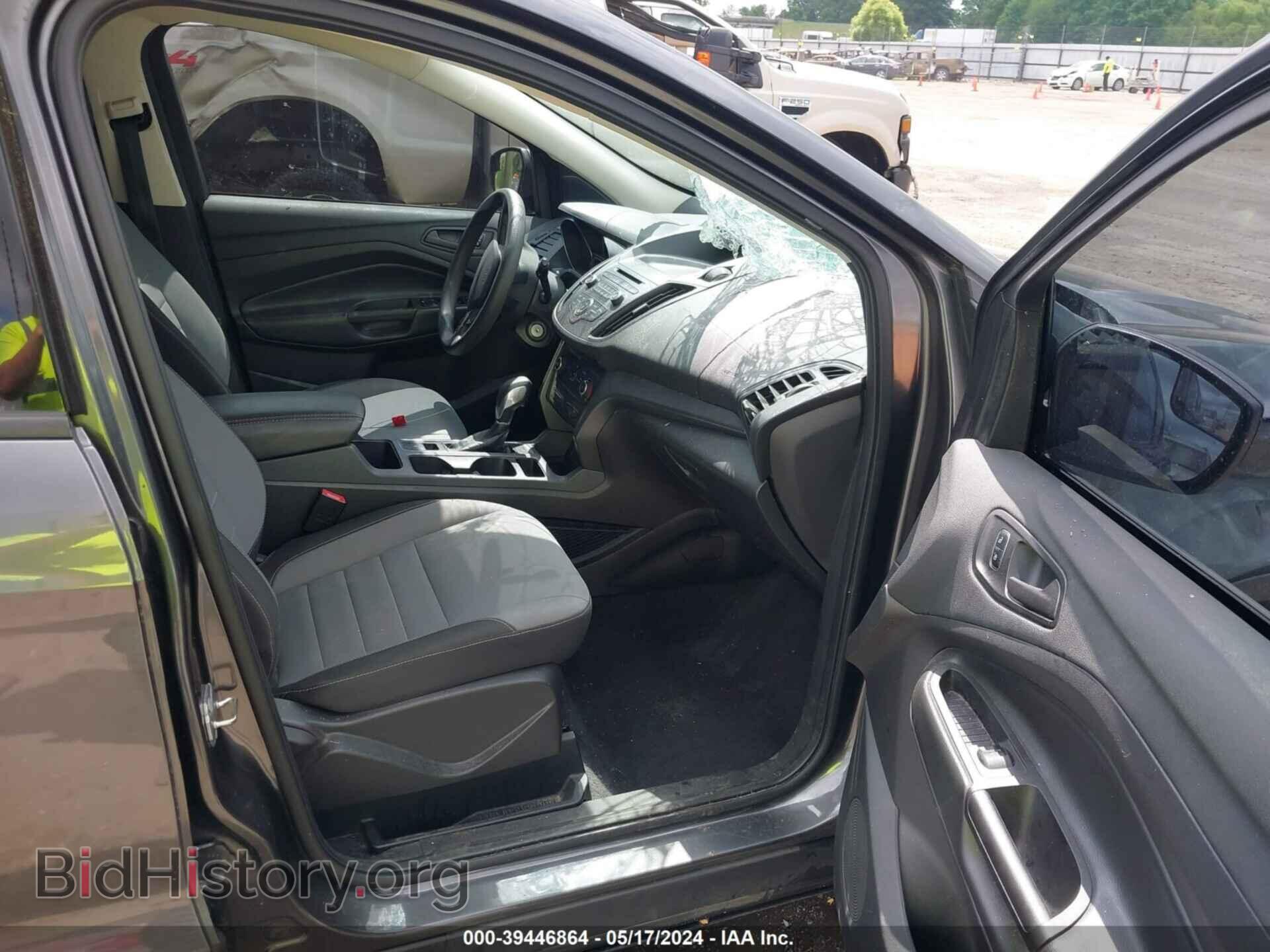 2017 FORD ESCAPE - VIN: 1FMCU0F73HUC43582 - Photo 5