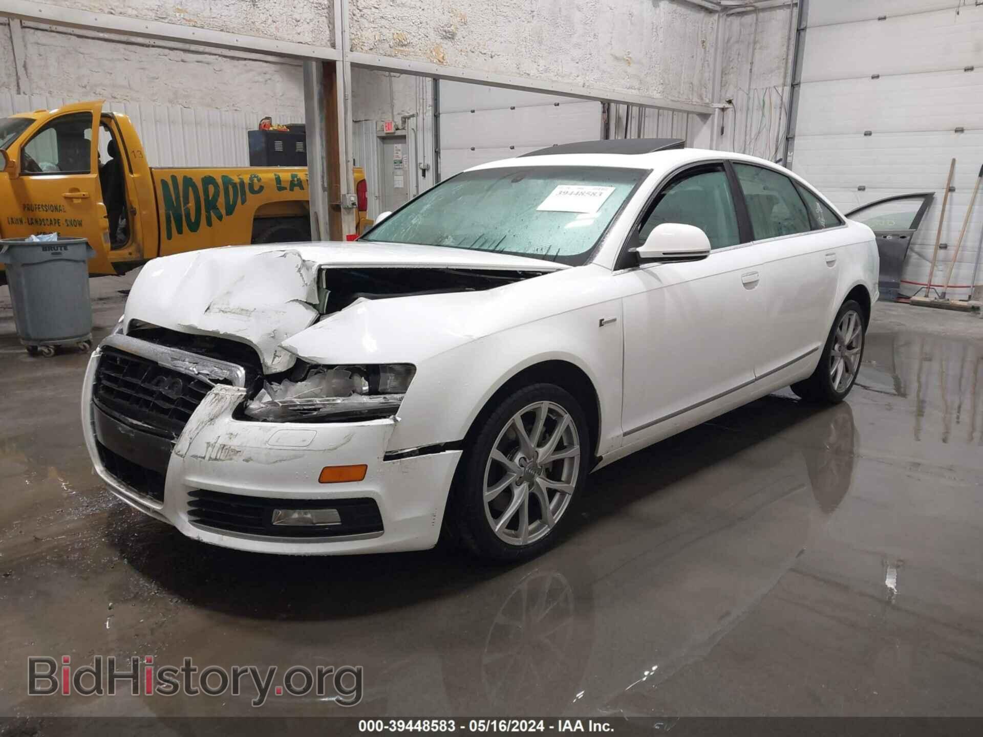 2010 AUDI A6 - VIN: WAUFGAFBXAN003218 - Фото 2