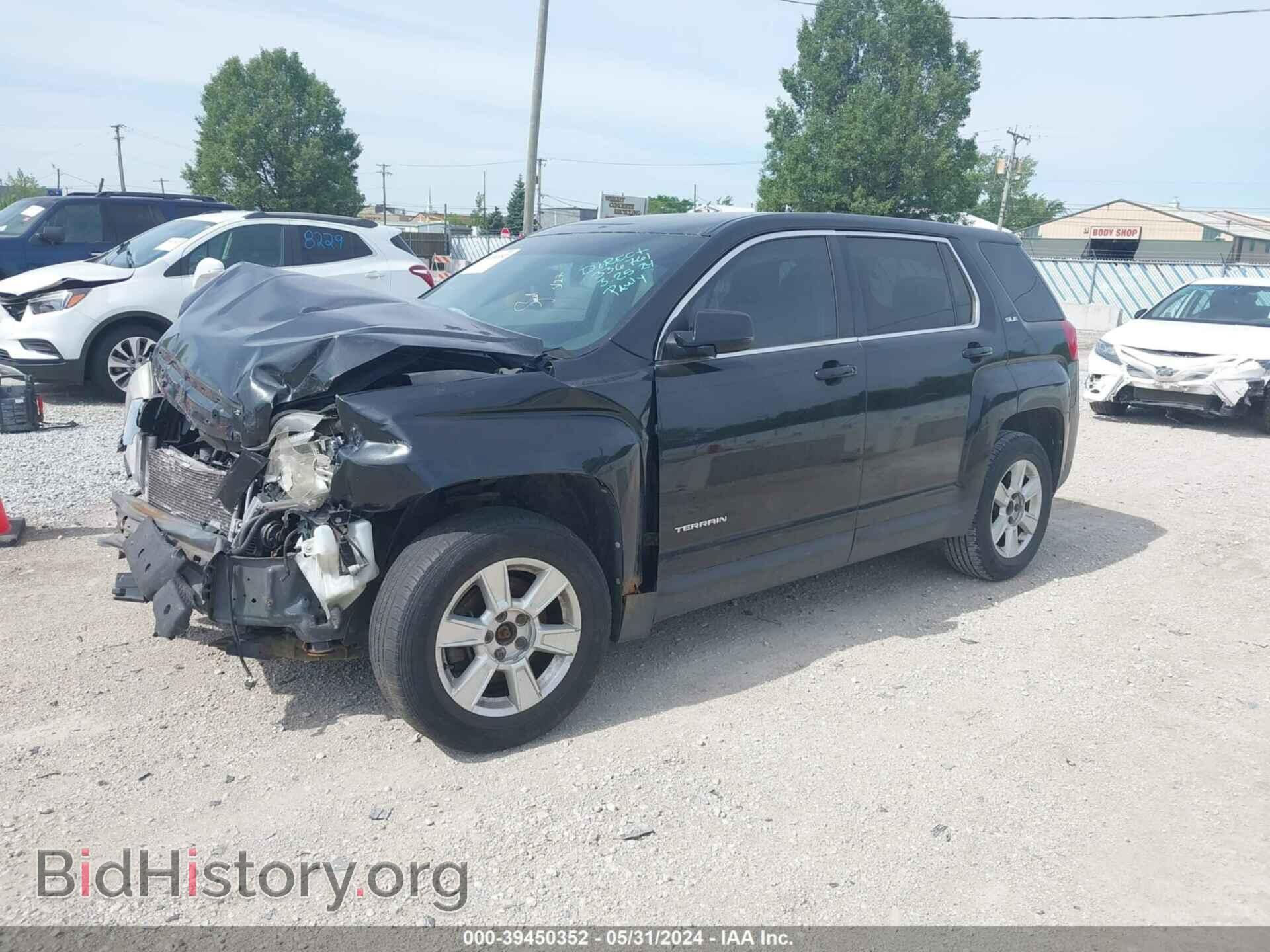 2011 GMC TERRAIN - VIN: 2CTALMEC6B6219324 - Photo 2