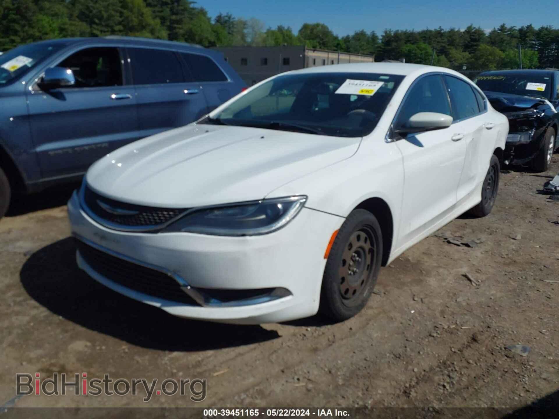 2015 CHRYSLER 200 - VIN: 1C3CCCAB7FN657092 - Фото 2