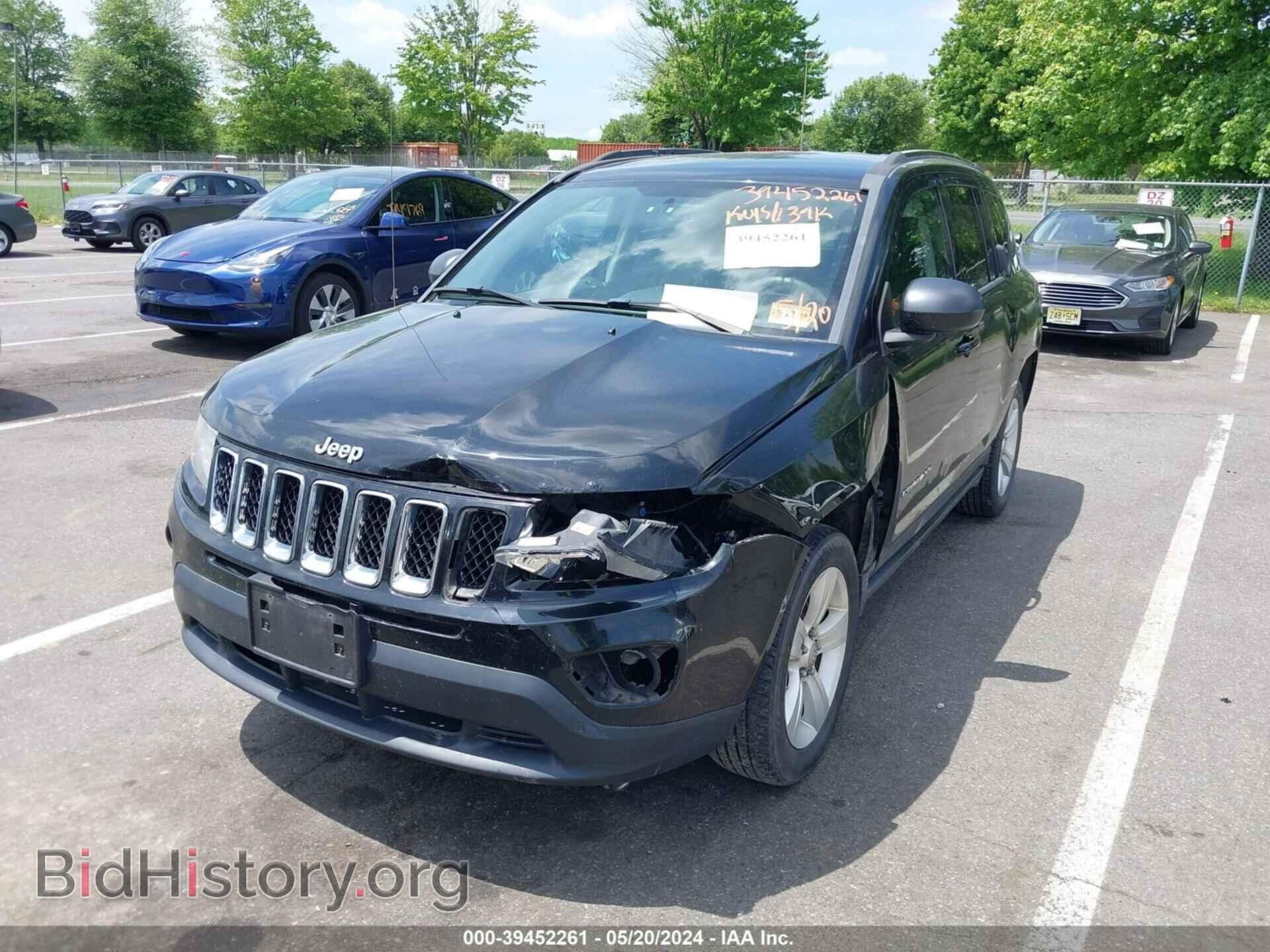 2012 JEEP COMPASS - VIN: 1C4NJDBB9CD511017 - Photo 2