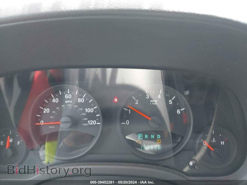 2012 Jeep COMPASS (VIN 1C4NJDBB9CD511017) — photo 7 of 11
