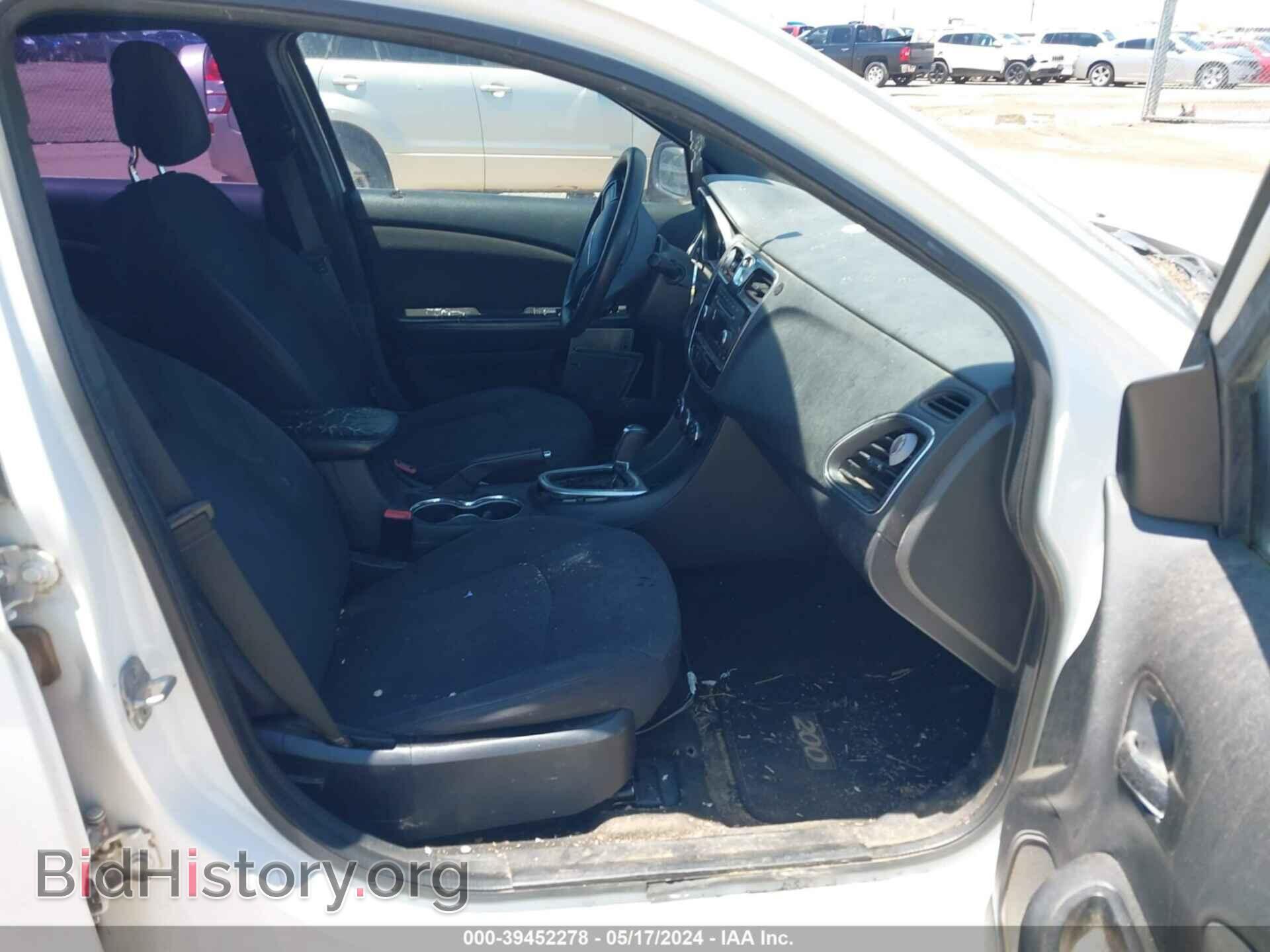 2012 CHRYSLER 200 - VIN: 1C3CCBAB9CN222967 - Фото 5