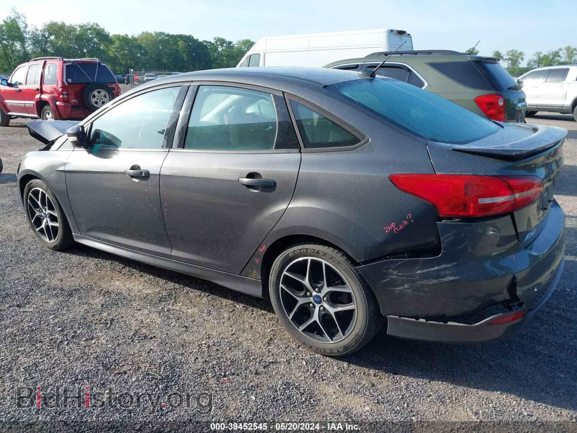 2016 FORD FOCUS - VIN: 1FADP3F2XGL266955 - Фото 3