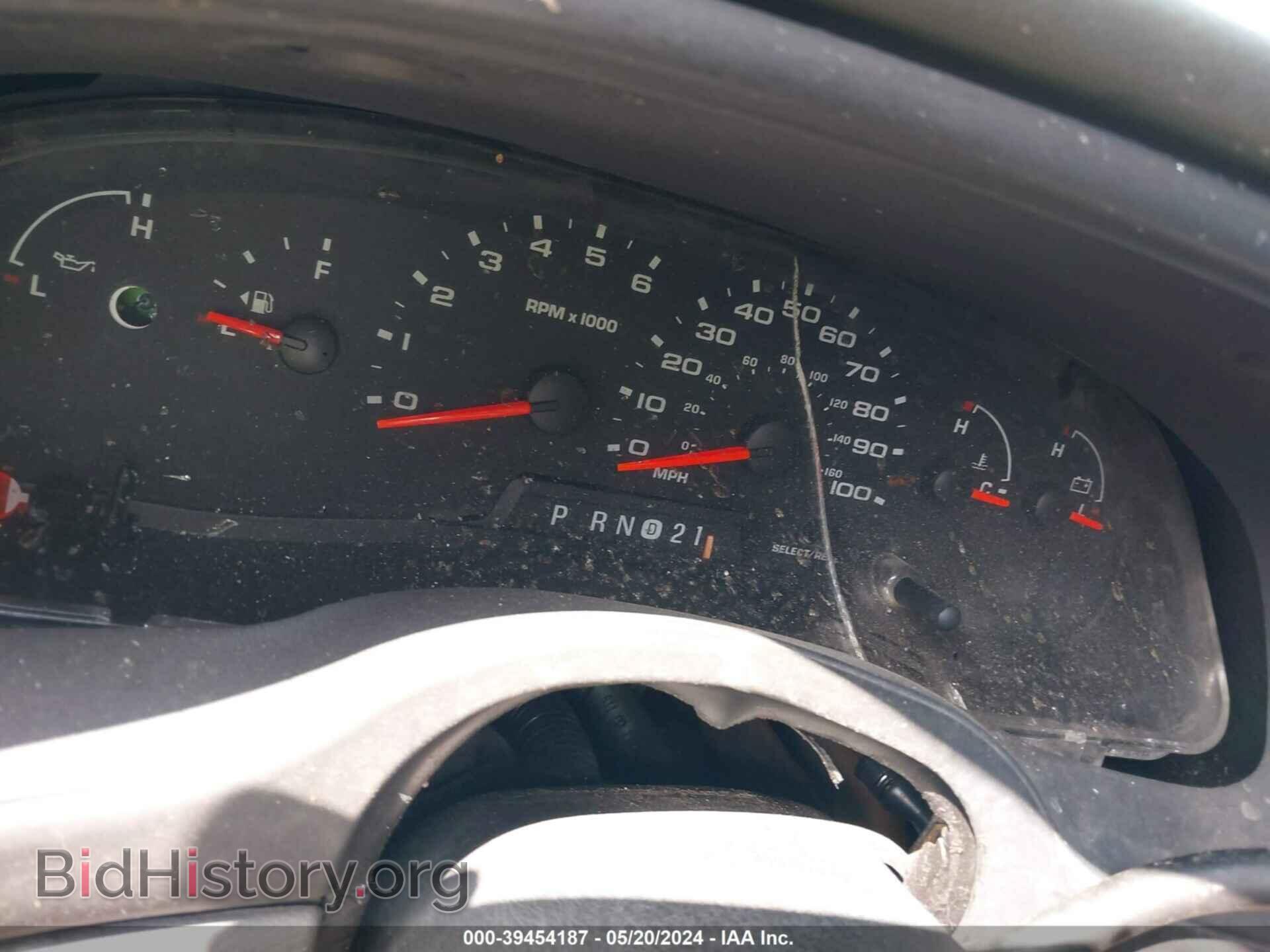 2008 FORD E-250 - VIN: 1FTNE24W58DA47028 - Фото 7