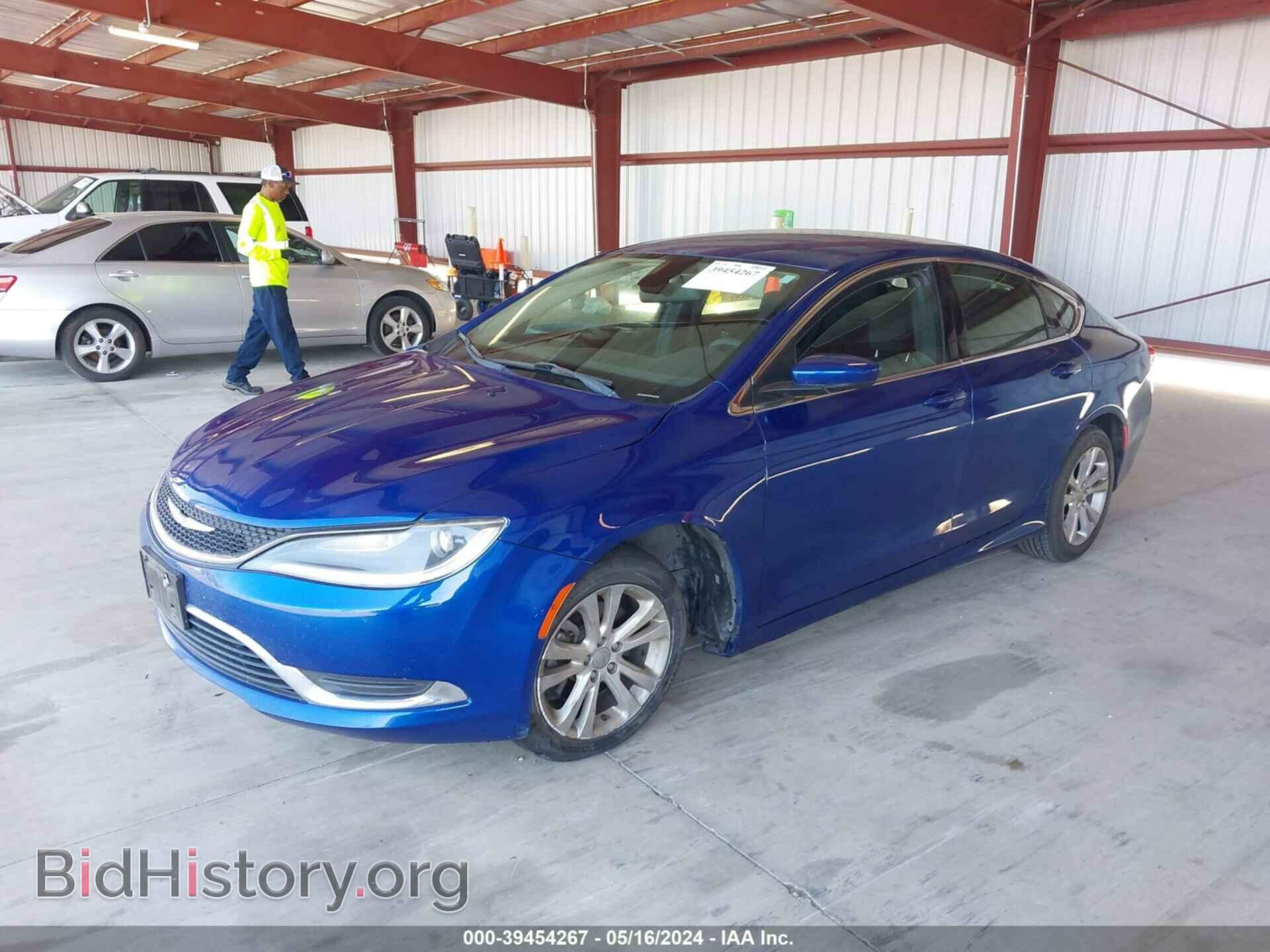 2015 CHRYSLER 200 - VIN: 1C3CCCAB5FN642381 - Фото 2