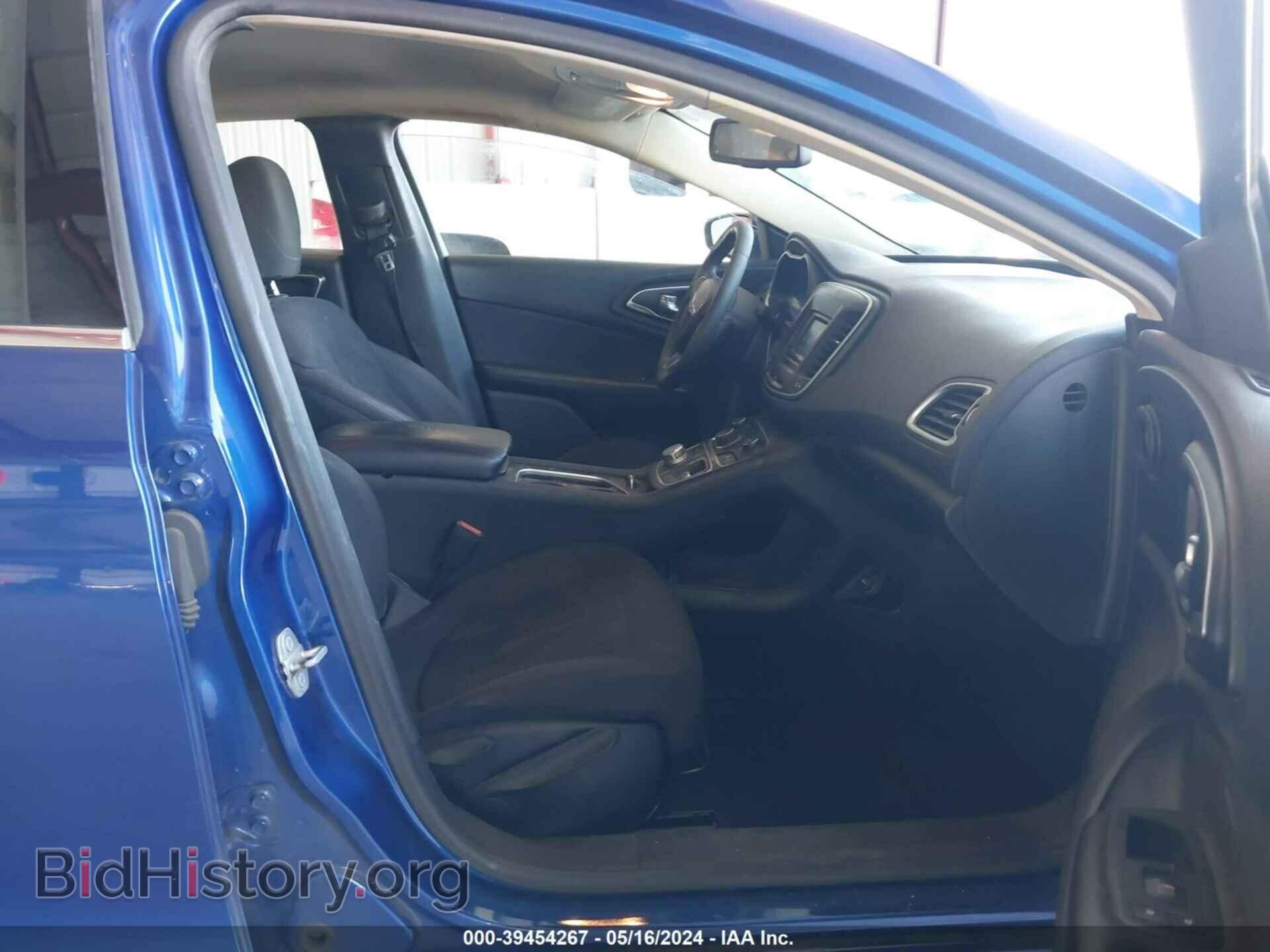 2015 CHRYSLER 200 - VIN: 1C3CCCAB5FN642381 - Фото 5