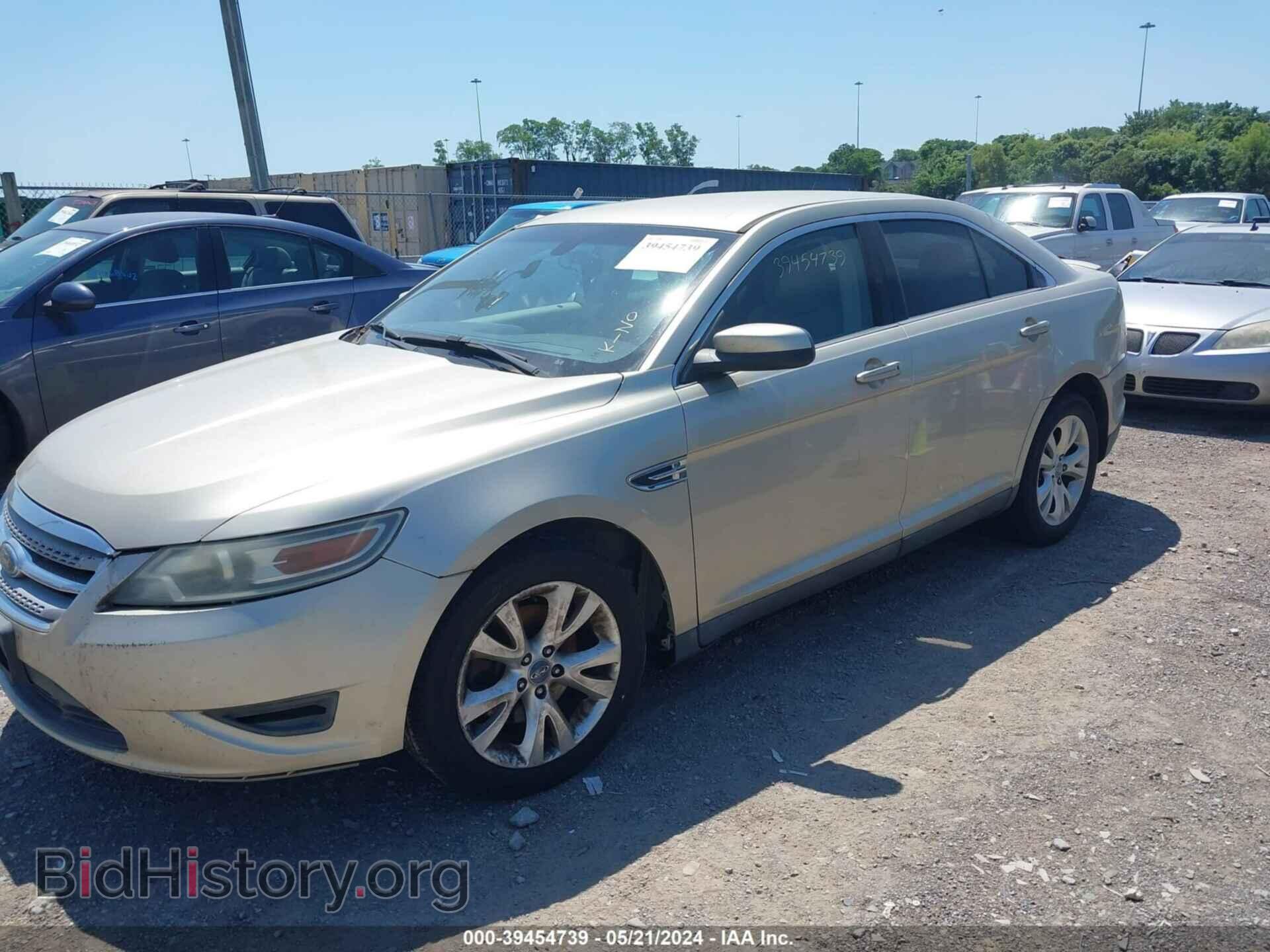2010 FORD TAURUS - VIN: 1FAHP2EW7AG123381 - Фото 2