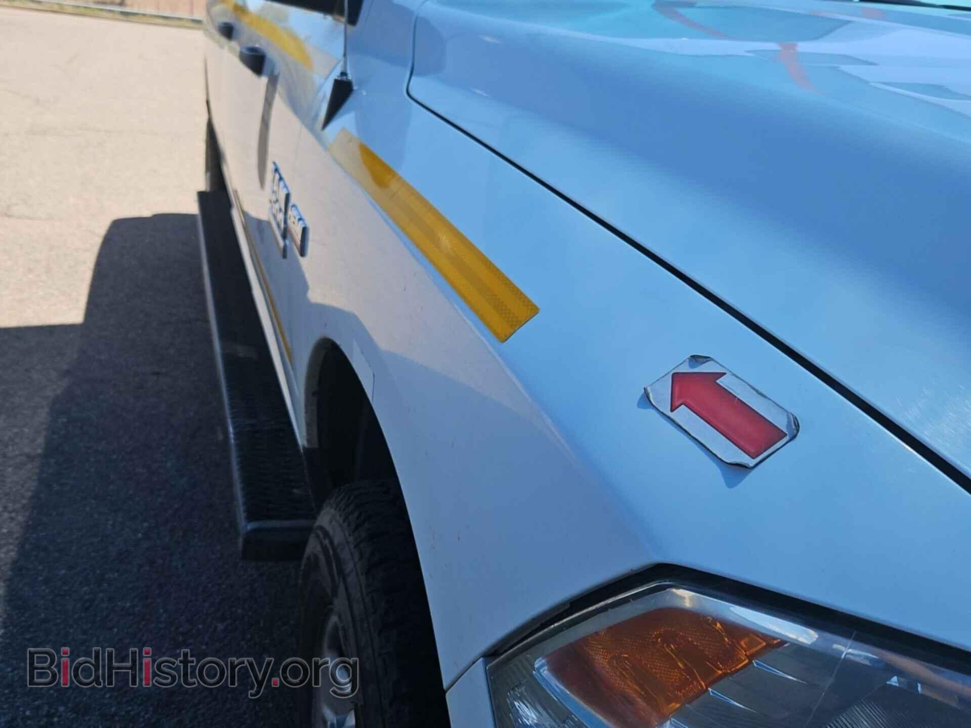 2017 RAM 2500 - VIN: 3C6UR5HJ3HG678385 - Photo 8
