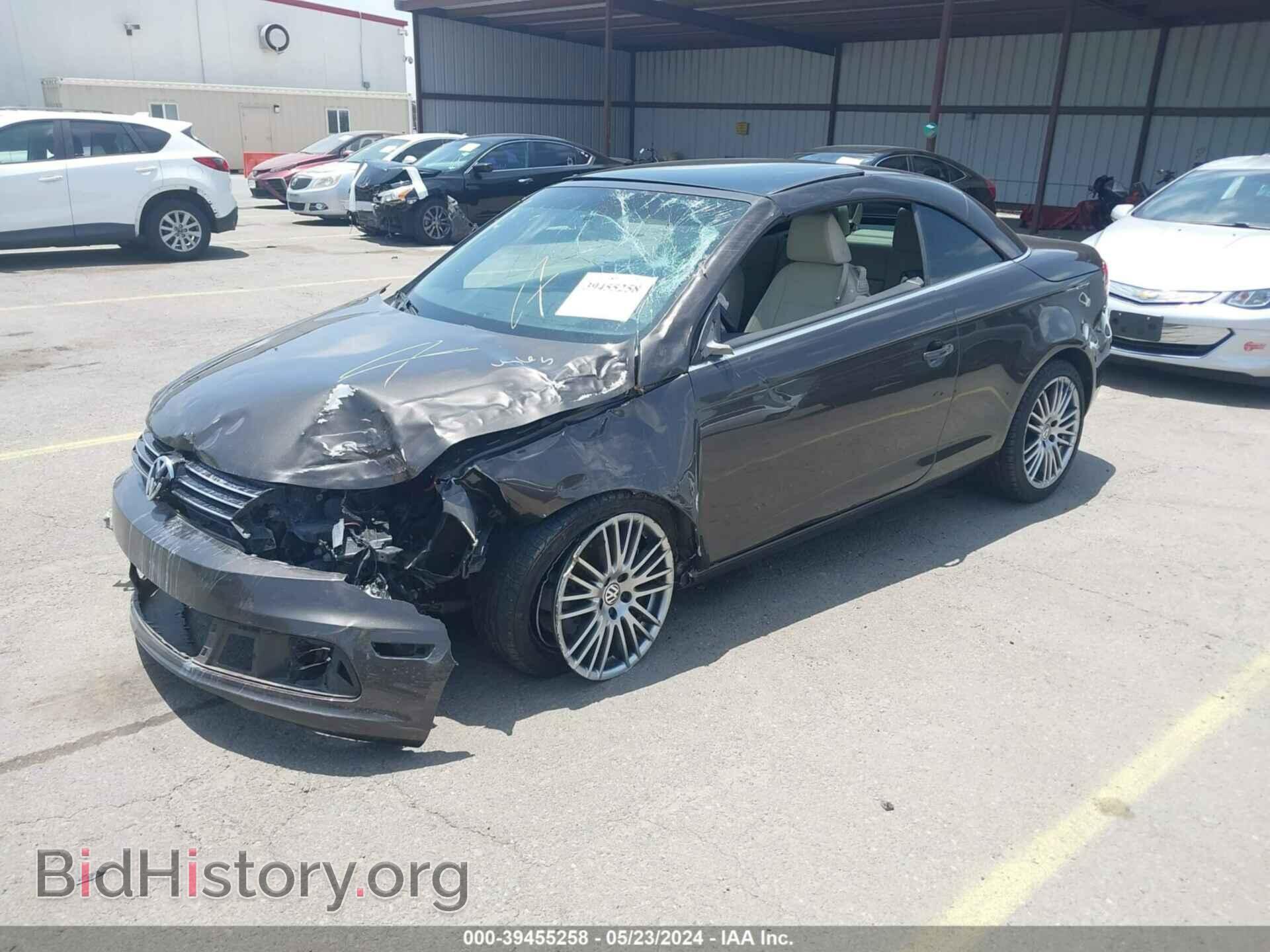 2012 VOLKSWAGEN EOS - VIN: WVWBW7AH5CV005111 - Фото 2