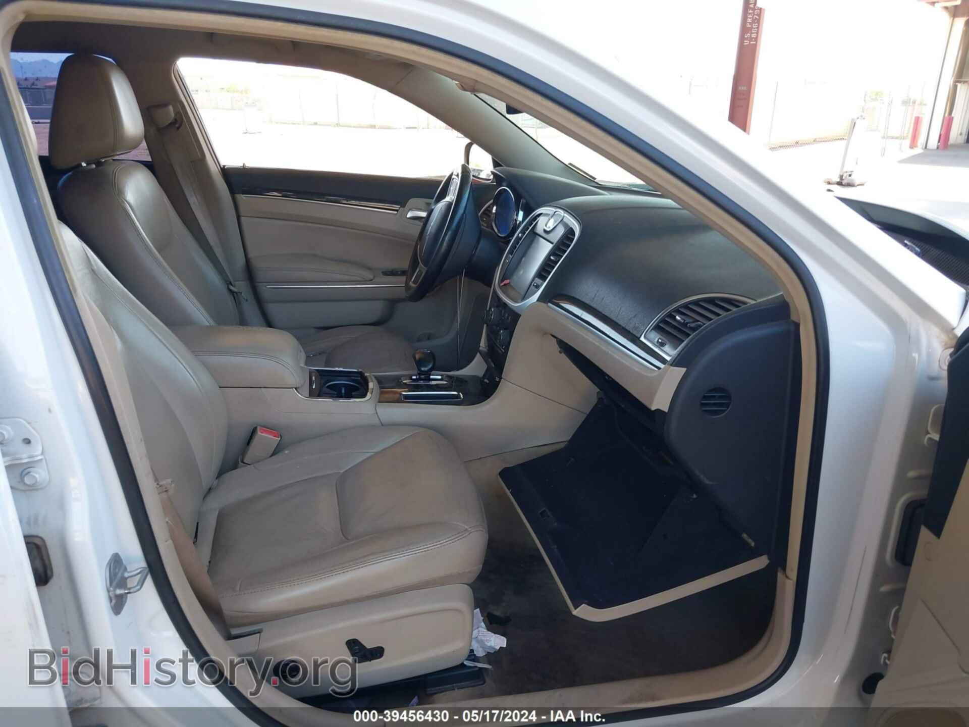 2012 CHRYSLER 300 - VIN: 2C3CCACGXCH263345 - Фото 5