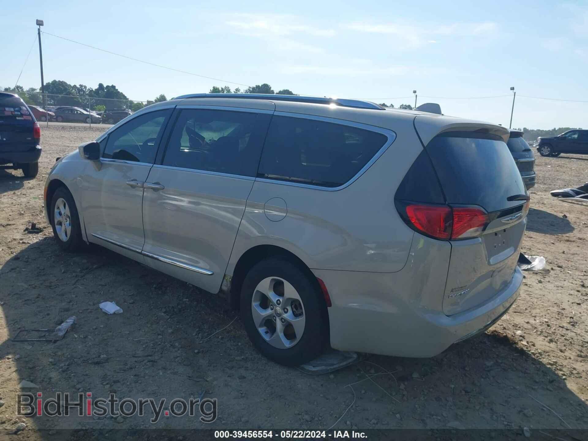 2017 CHRYSLER PACIFICA - VIN: 2C4RC1EG2HR584428 - Фото 3