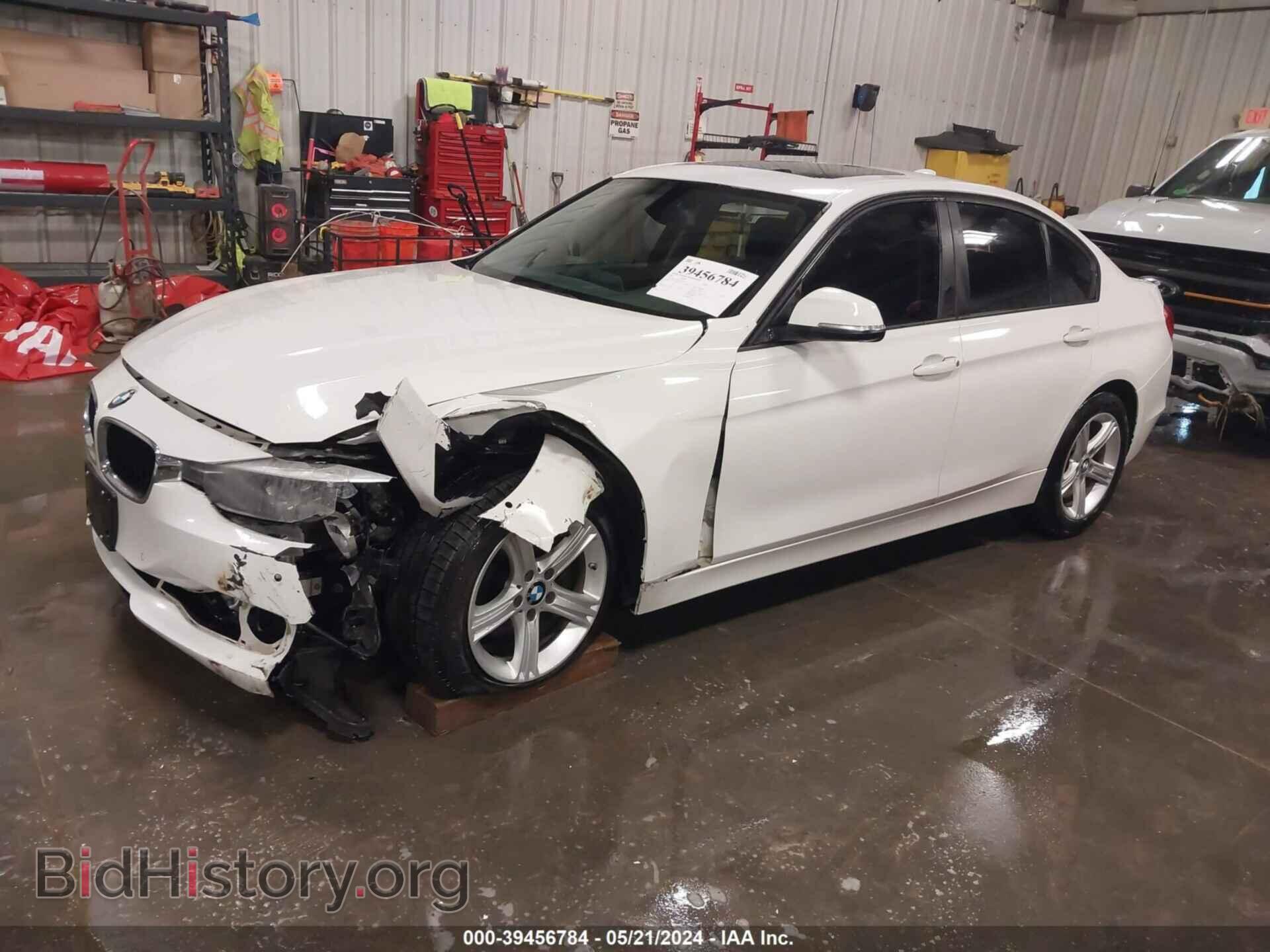 2013 BMW 328I - VIN: WBA3B3C52DF542197 - Фото 2