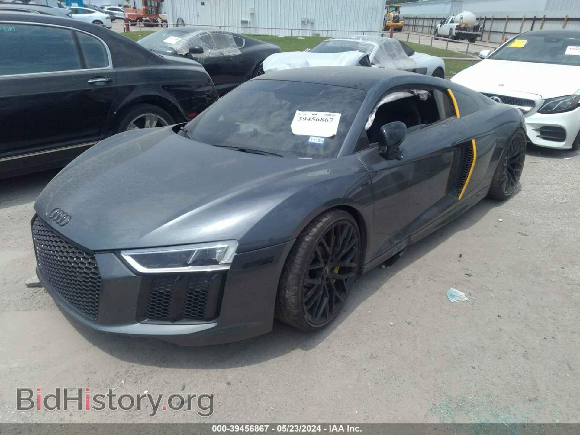 2018 AUDI R8 - VIN: WUABAAFX2J7902337 - Фото 2