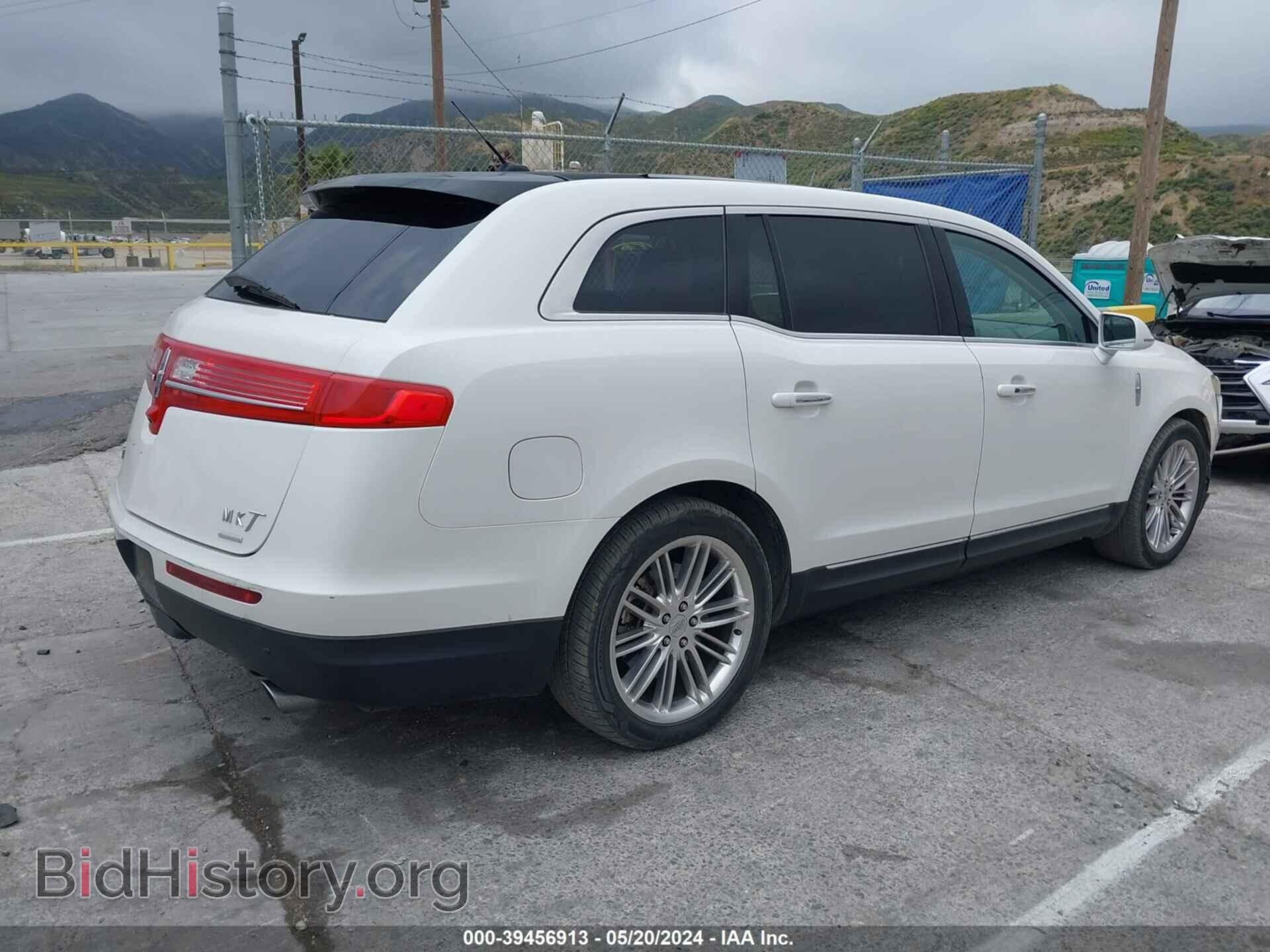 2013 LINCOLN MKT - VIN: 2LMHJ5AT9DBL54190 - Фото 4