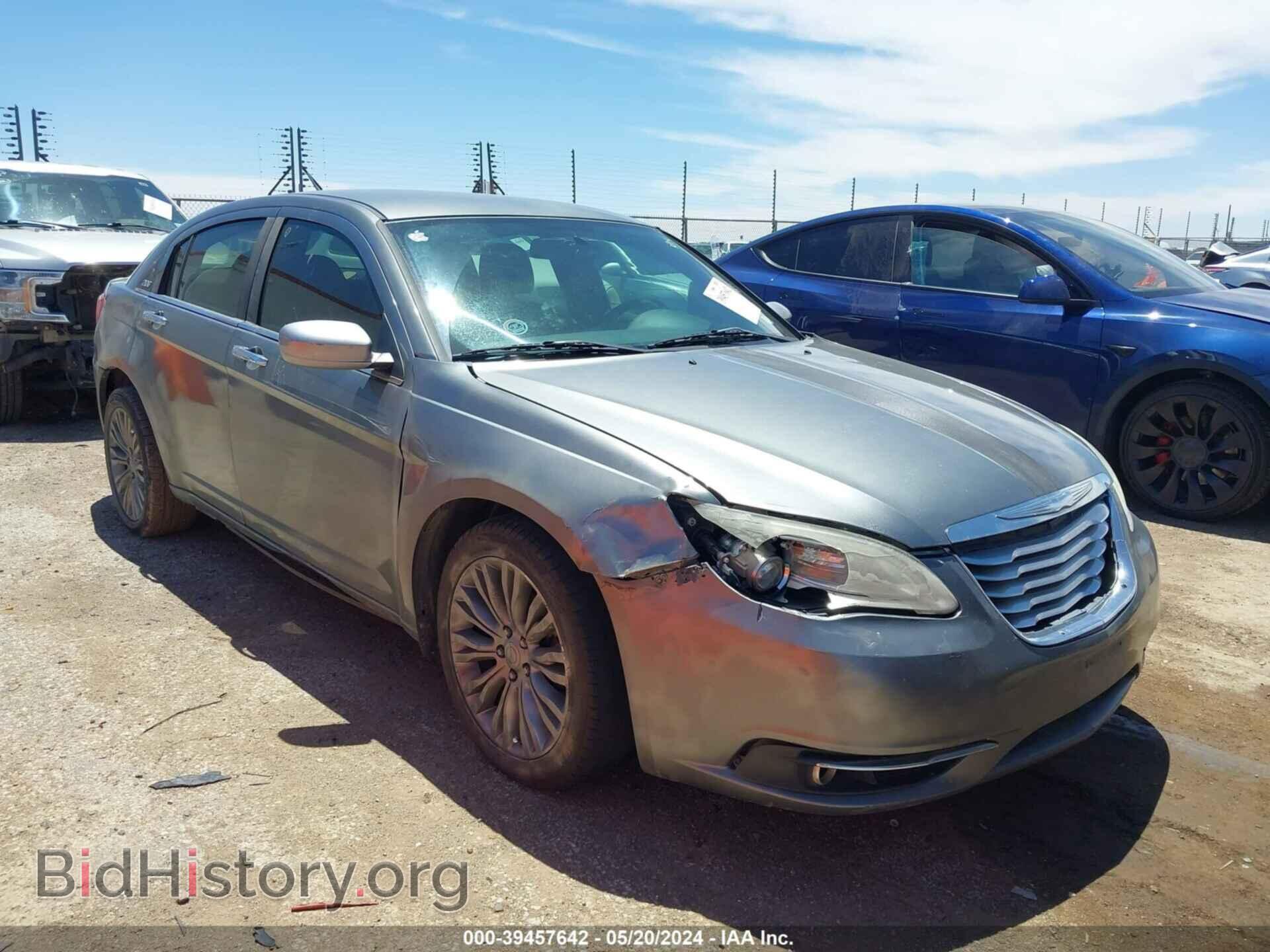 Photo 1C3BC2FG6BN599495 - CHRYSLER 200 2011