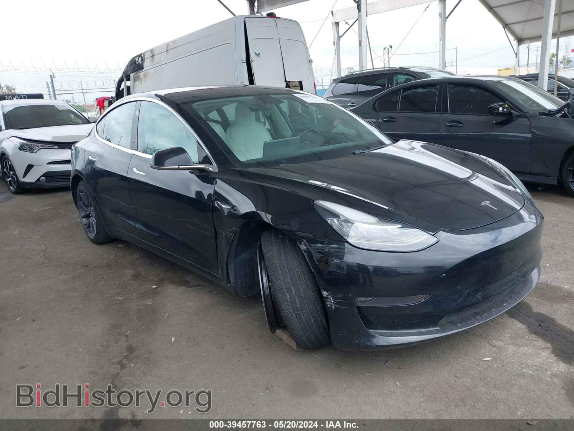 Фотография 5YJ3E1EB9JF135995 - TESLA MODEL 3 2018