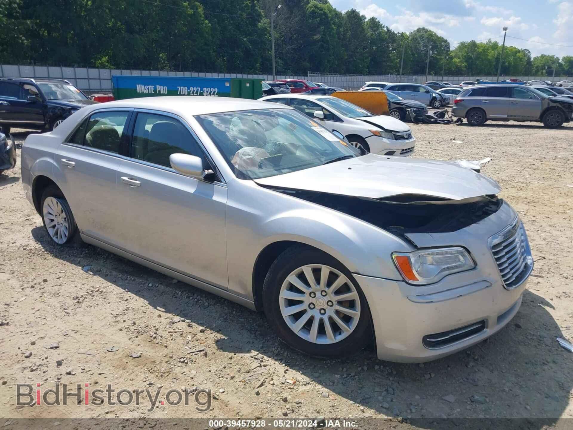 Фотография 2C3CCAAG0CH246007 - CHRYSLER 300 2012