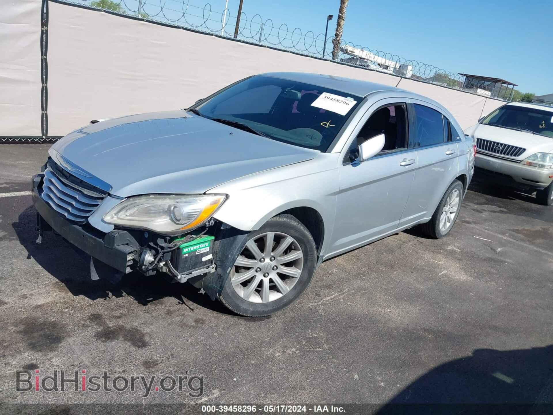 2012 CHRYSLER 200 - VIN: 1C3CCBBB1CN140634 - Photo 2