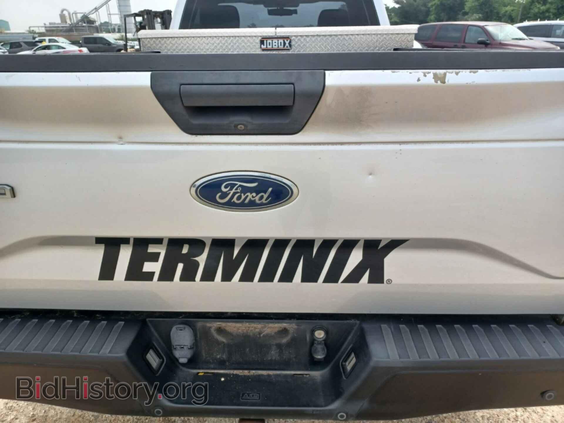 2017 FORD F-150 - VIN: 1FTMF1C87HKD02005 - Фото 7