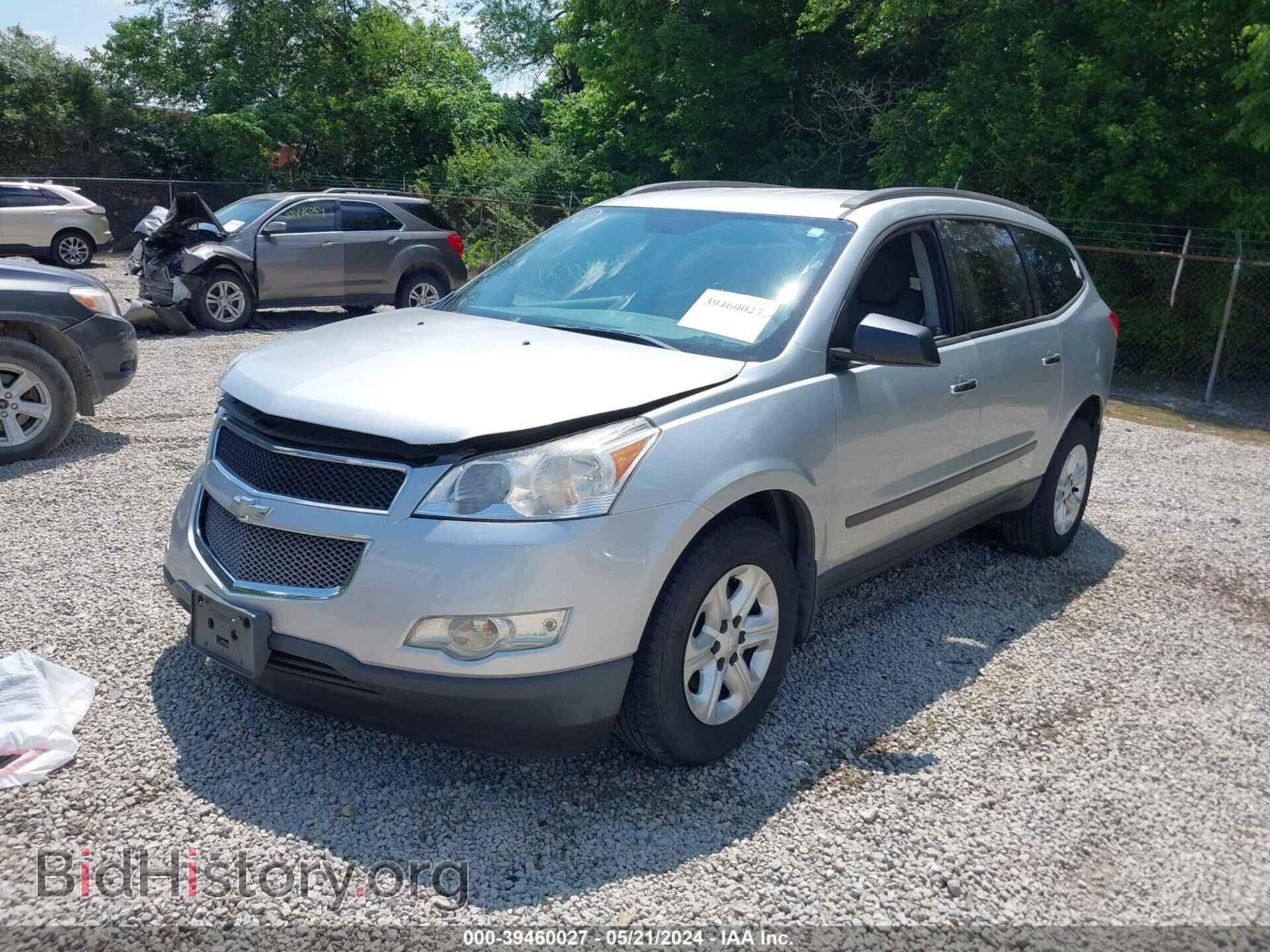 2012 CHEVROLET TRAVERSE - VIN: 1GNKRFED0CJ225568 - Фото 2