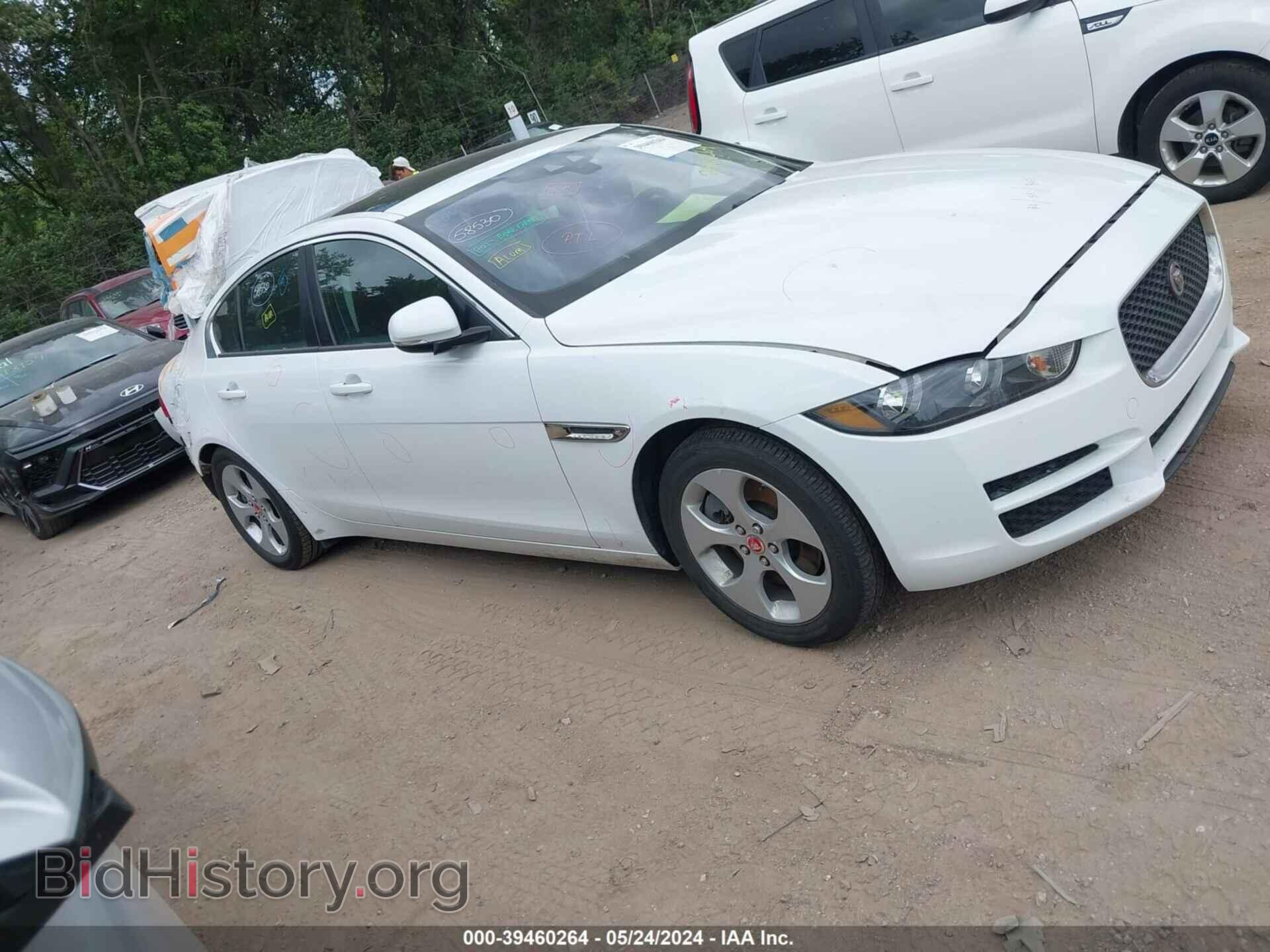 Фотография SAJAR4BG0HA972734 - JAGUAR XE 2017