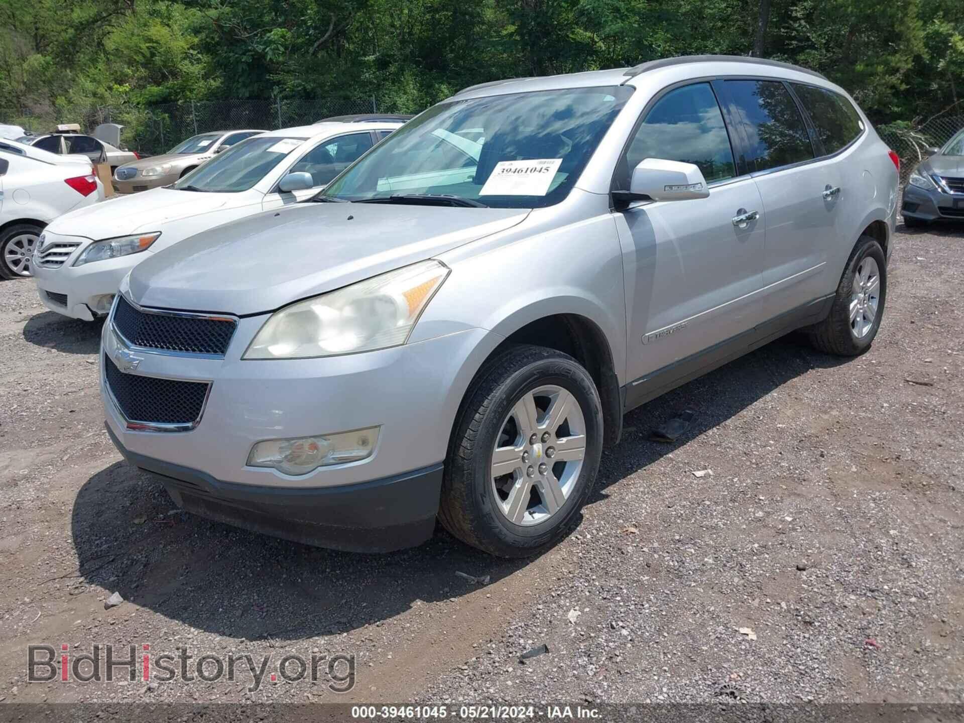 2009 CHEVROLET TRAVERSE - VIN: 1GNER23D99S109832 - Фото 2