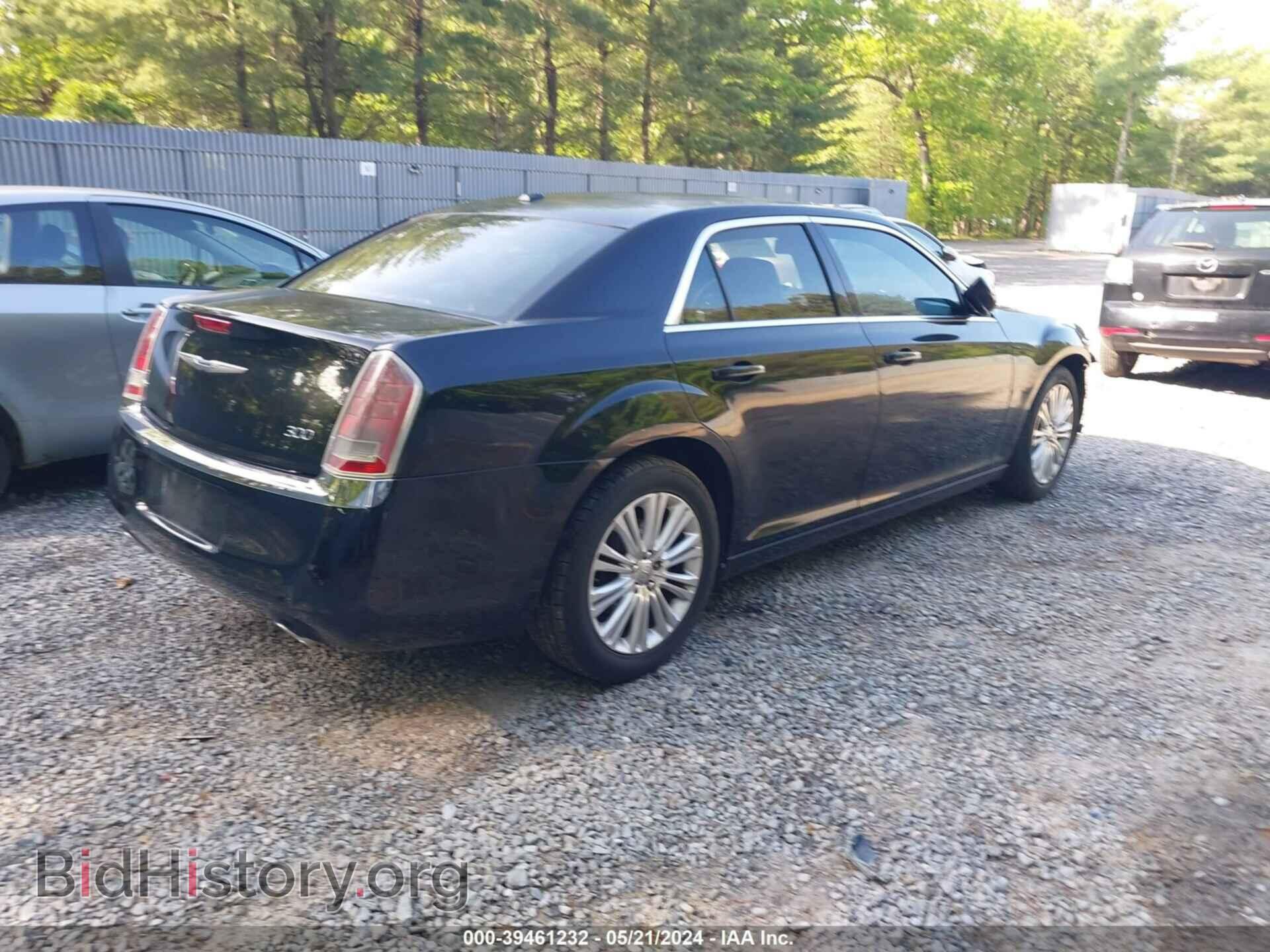 2013 CHRYSLER 300 - VIN: 2C3CCARG4DH619040 - Фото 4
