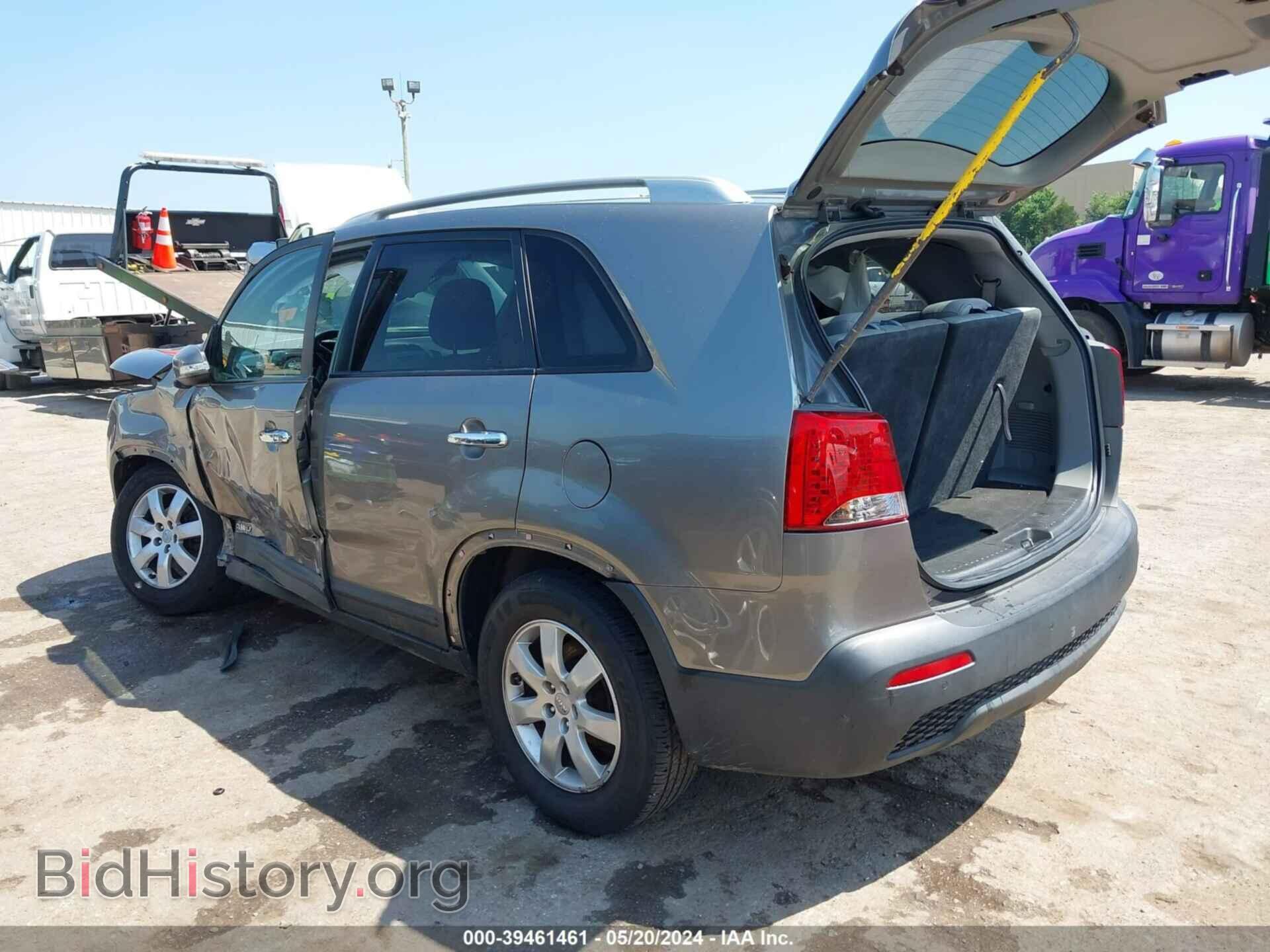 2013 KIA SORENTO - VIN: 5XYKTDA66DG410067 - Фото 3