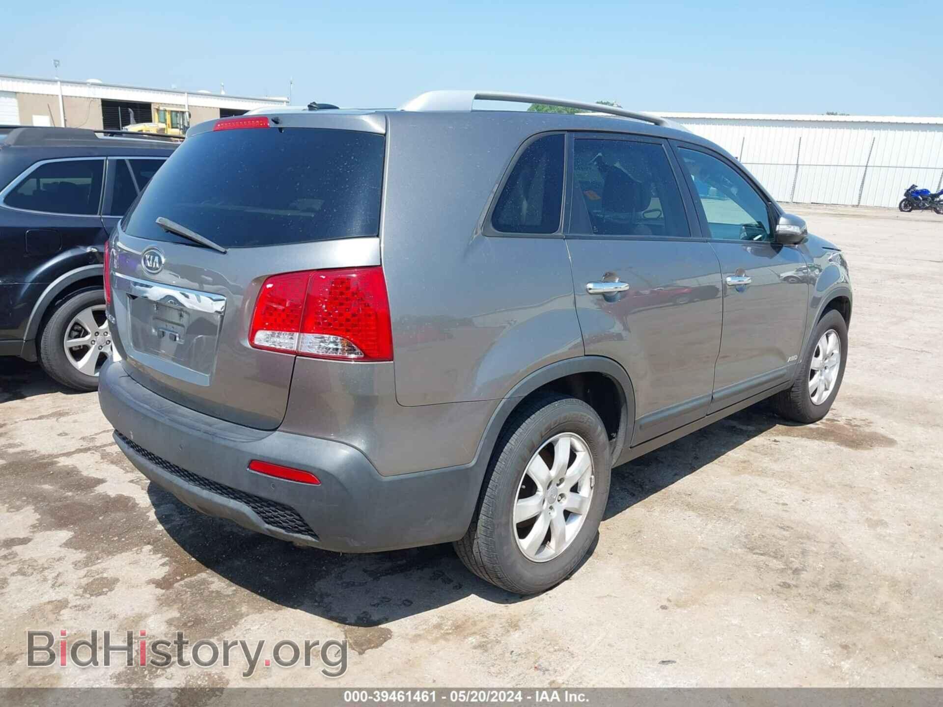 2013 KIA SORENTO - VIN: 5XYKTDA66DG410067 - Фото 4