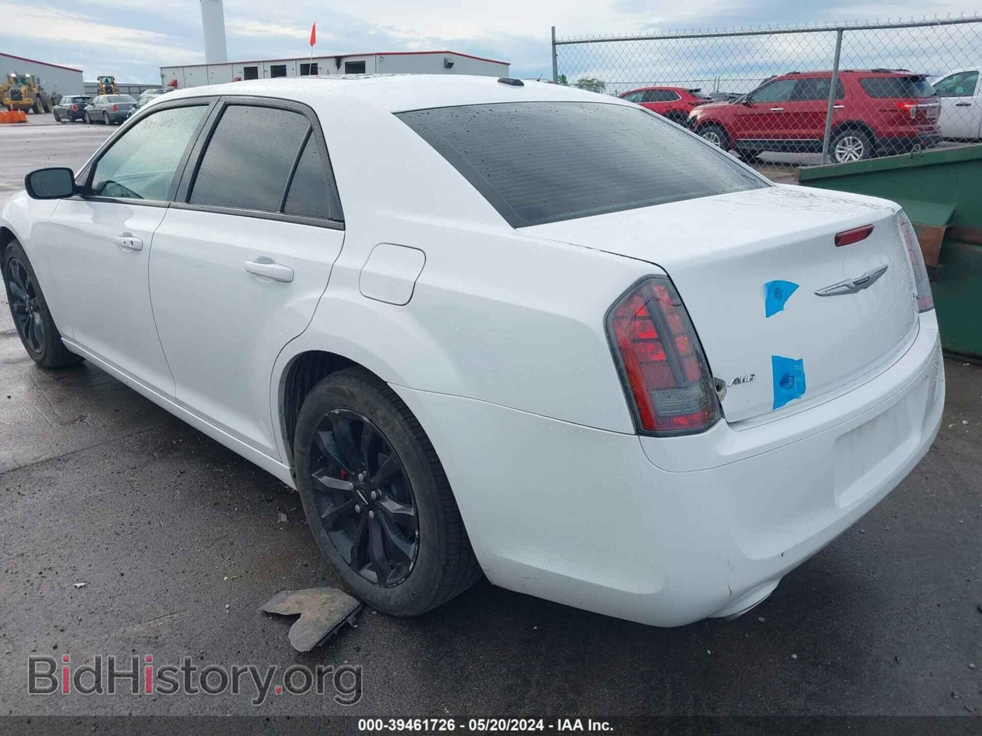 2014 CHRYSLER 300 - VIN: 2C3CCAGGXEH352992 - Фото 3