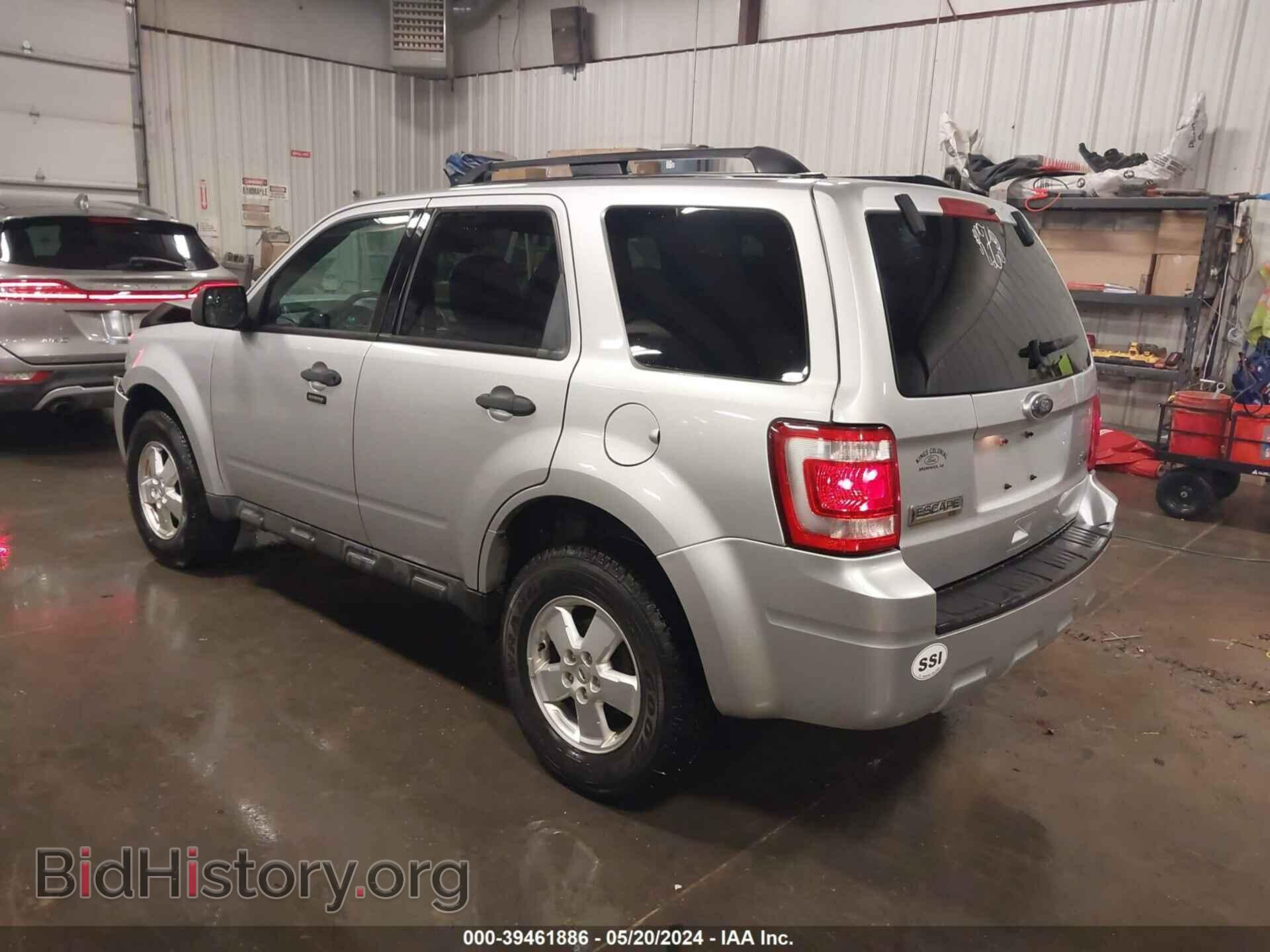 2011 FORD ESCAPE - VIN: 1FMCU0DG3BKA08931 - Фото 3