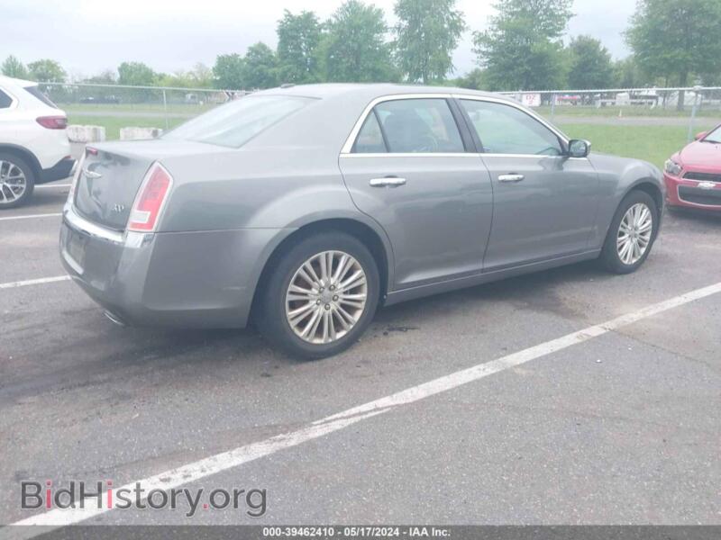 2012 Chrysler 300 (VIN 2C3CCAHG5CH145521) — photo 4 of 11