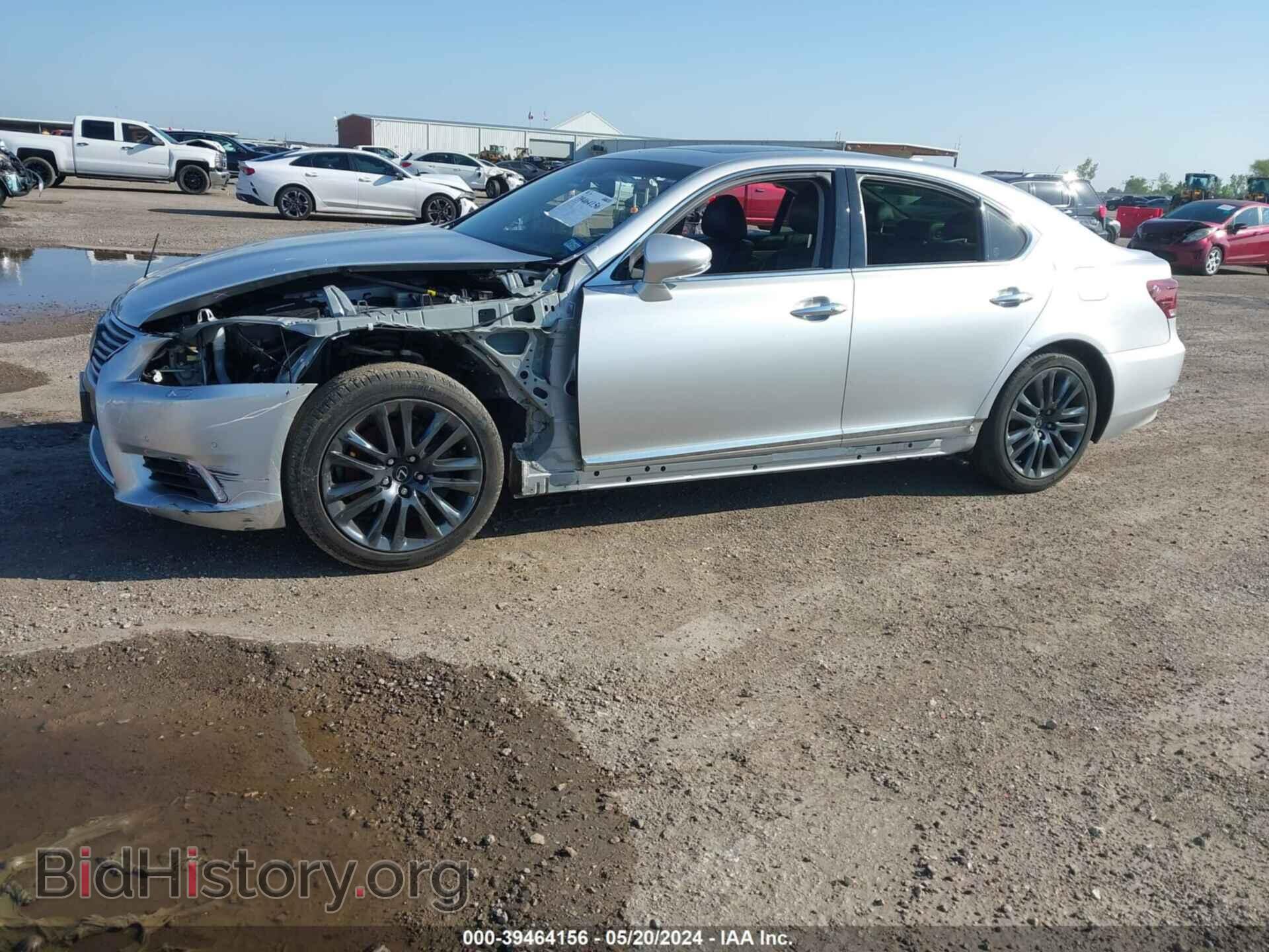 2017 LEXUS LS 460 - VIN: JTHBL5EF2H5146908 - Photo 6