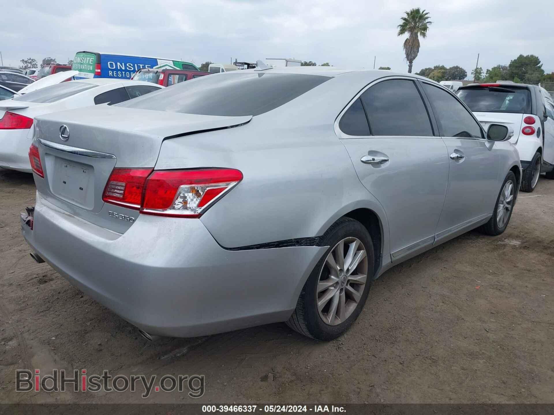 2011 LEXUS ES 350 - VIN: JTHBK1EG2B2425448 - Photo 4