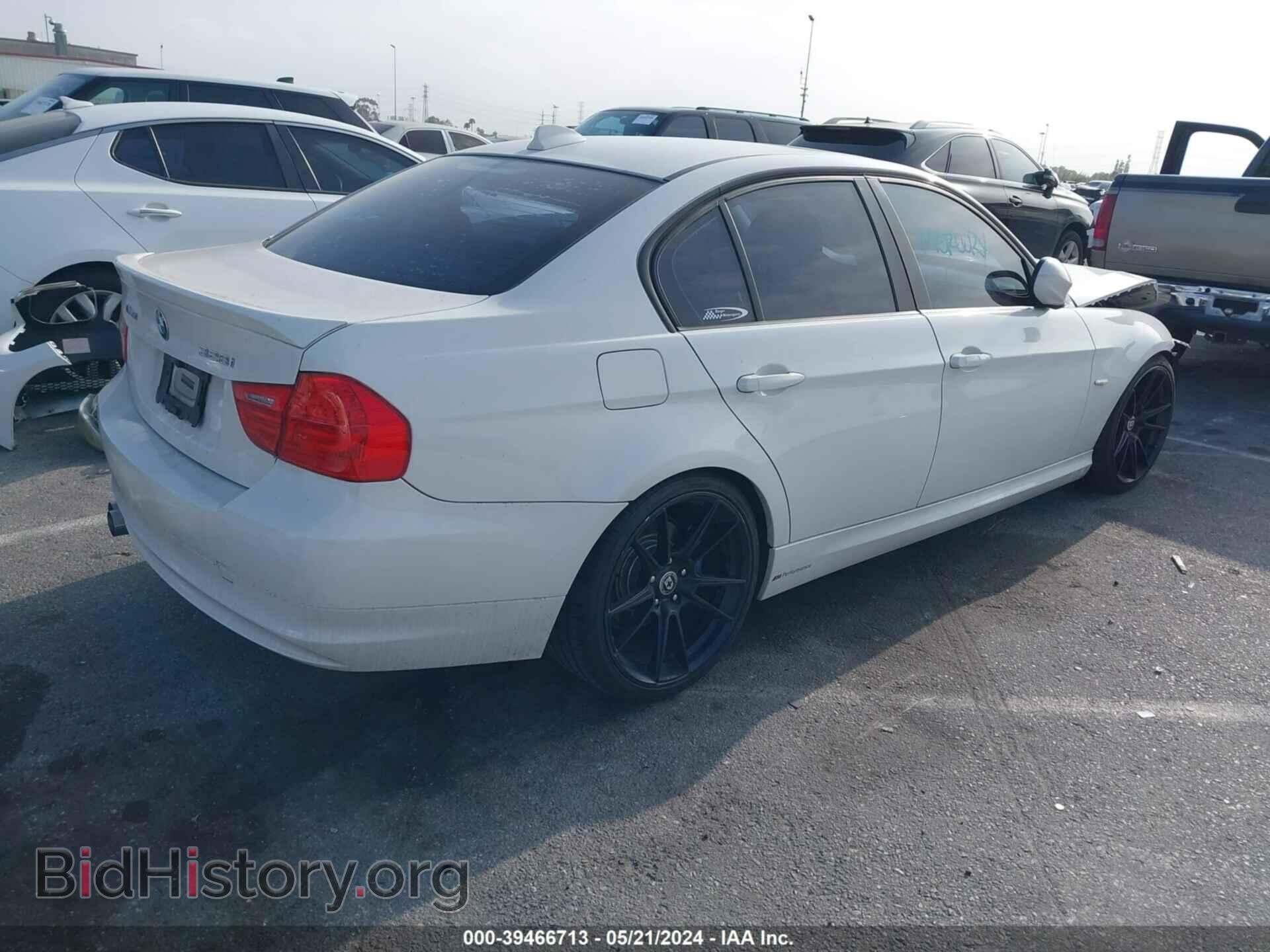 2011 BMW 328I - VIN: WBAPH5C52BA441621 - Photo 4
