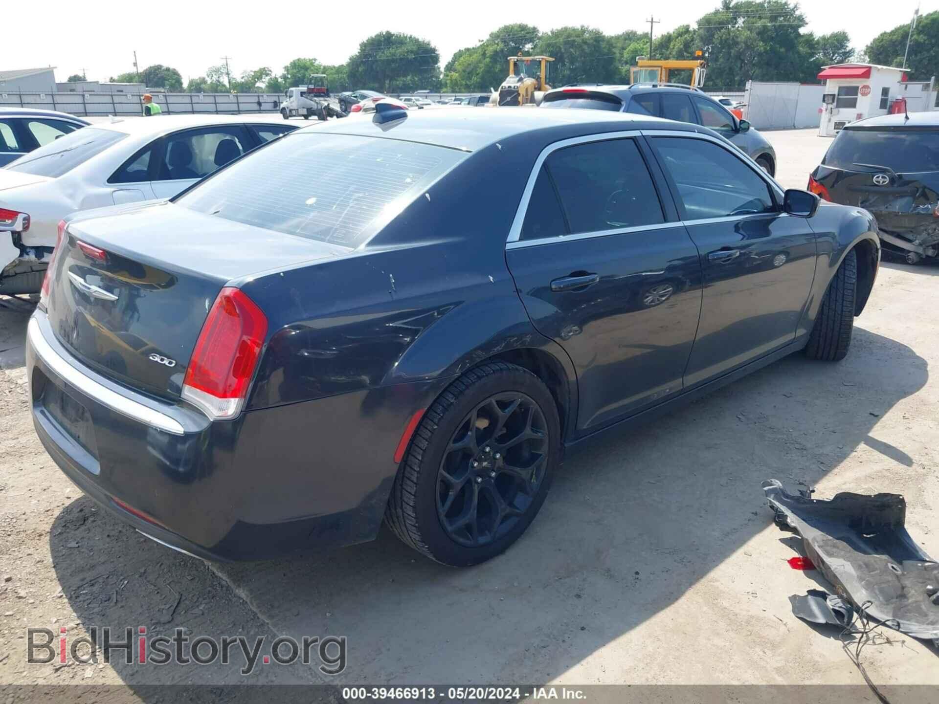 2015 CHRYSLER 300 - VIN: 2C3CCAAG6FH930998 - Фото 4